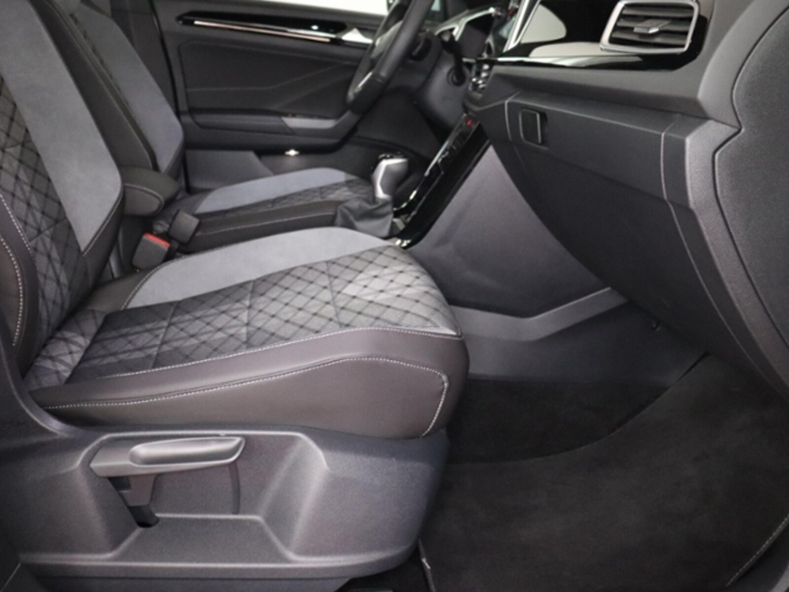 Volkswagen T-Roc – Bild 10