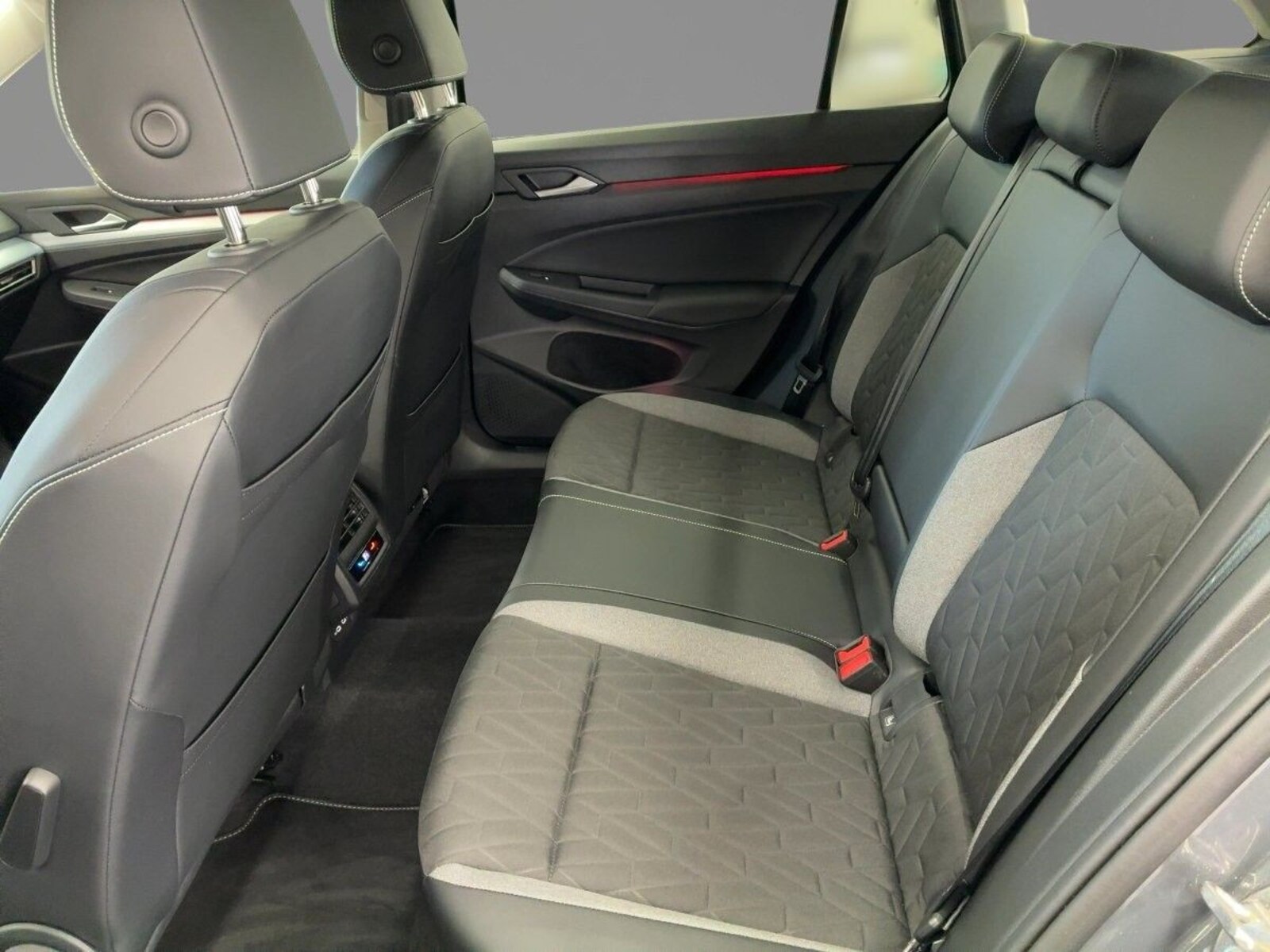 Volkswagen Golf Variant – Bild 7