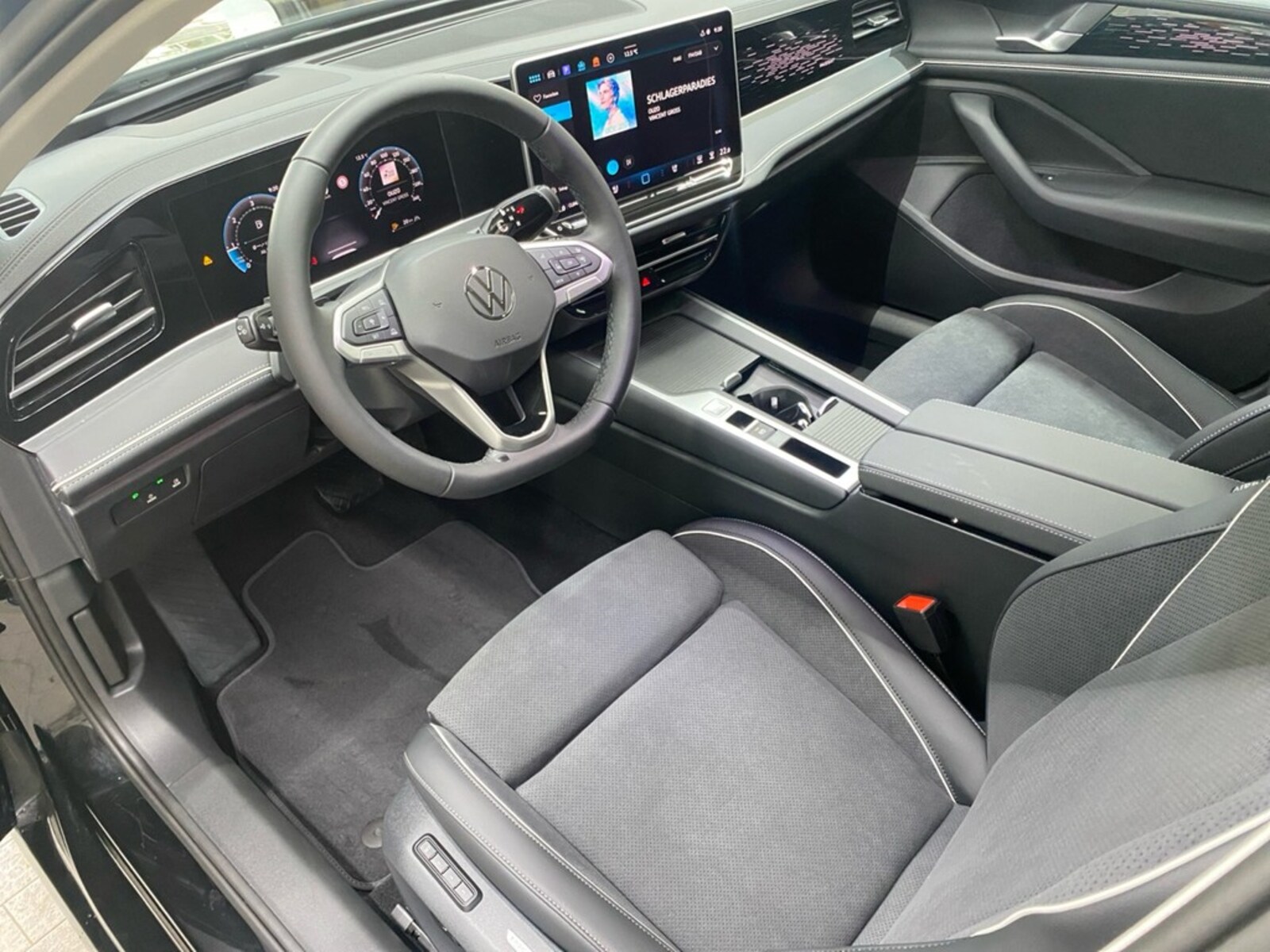 Volkswagen Passat – Bild 3