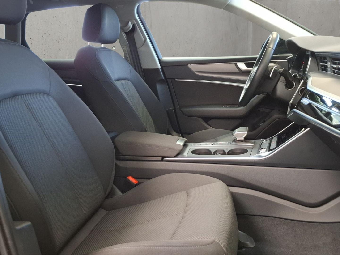 Bild über Audi A6 Avant 40 TDI quattro S tronic - für weitere Informationen kontaktieren Sie den Audi Partner