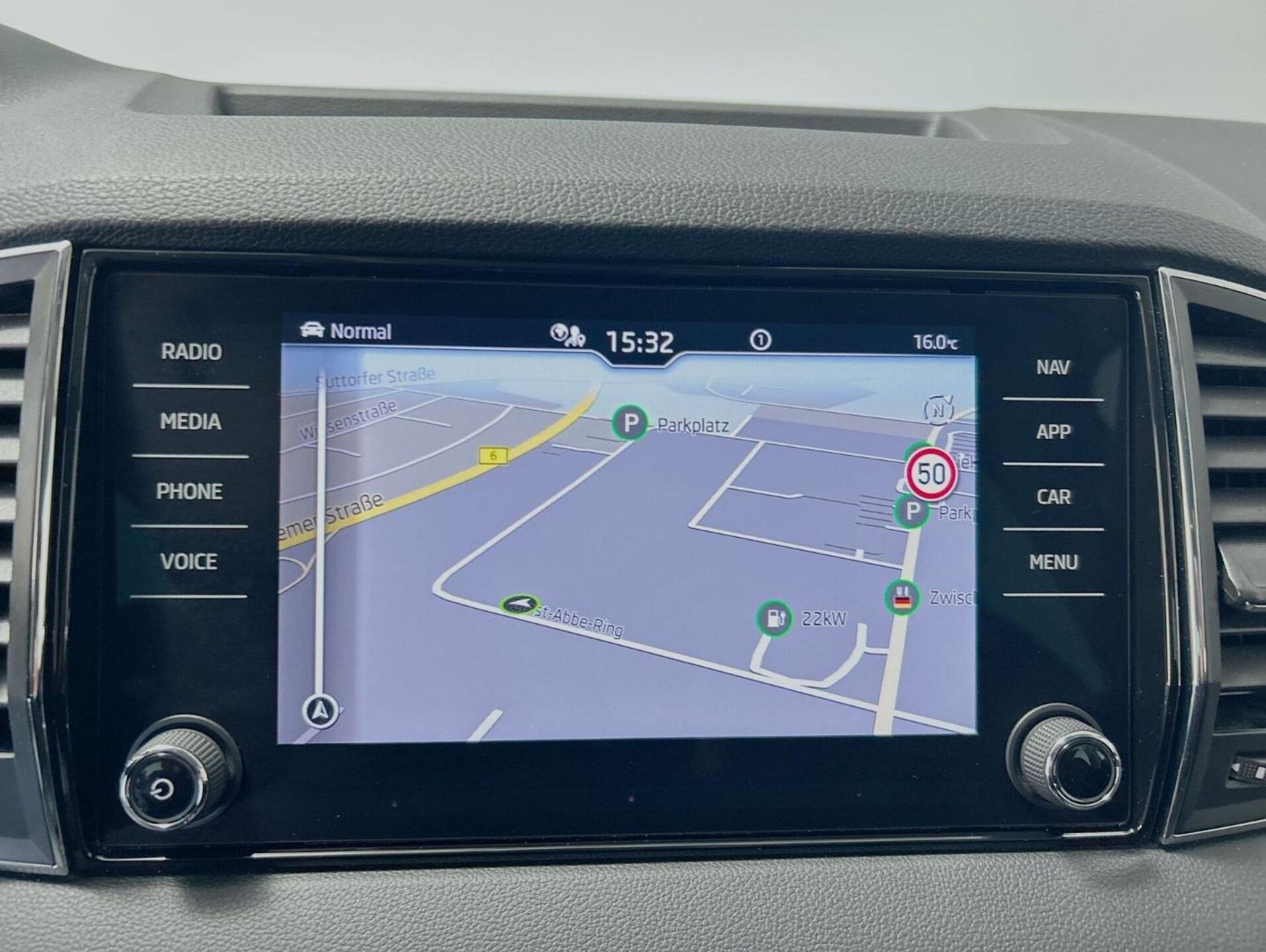 Skoda Karoq Selection