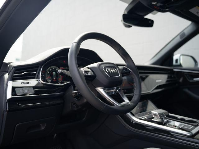 2025 Audi Q8