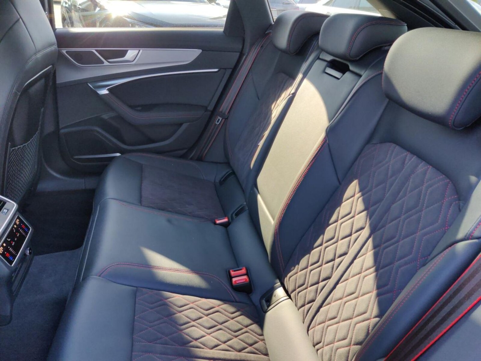 Audi S6 Avant – Bild 11