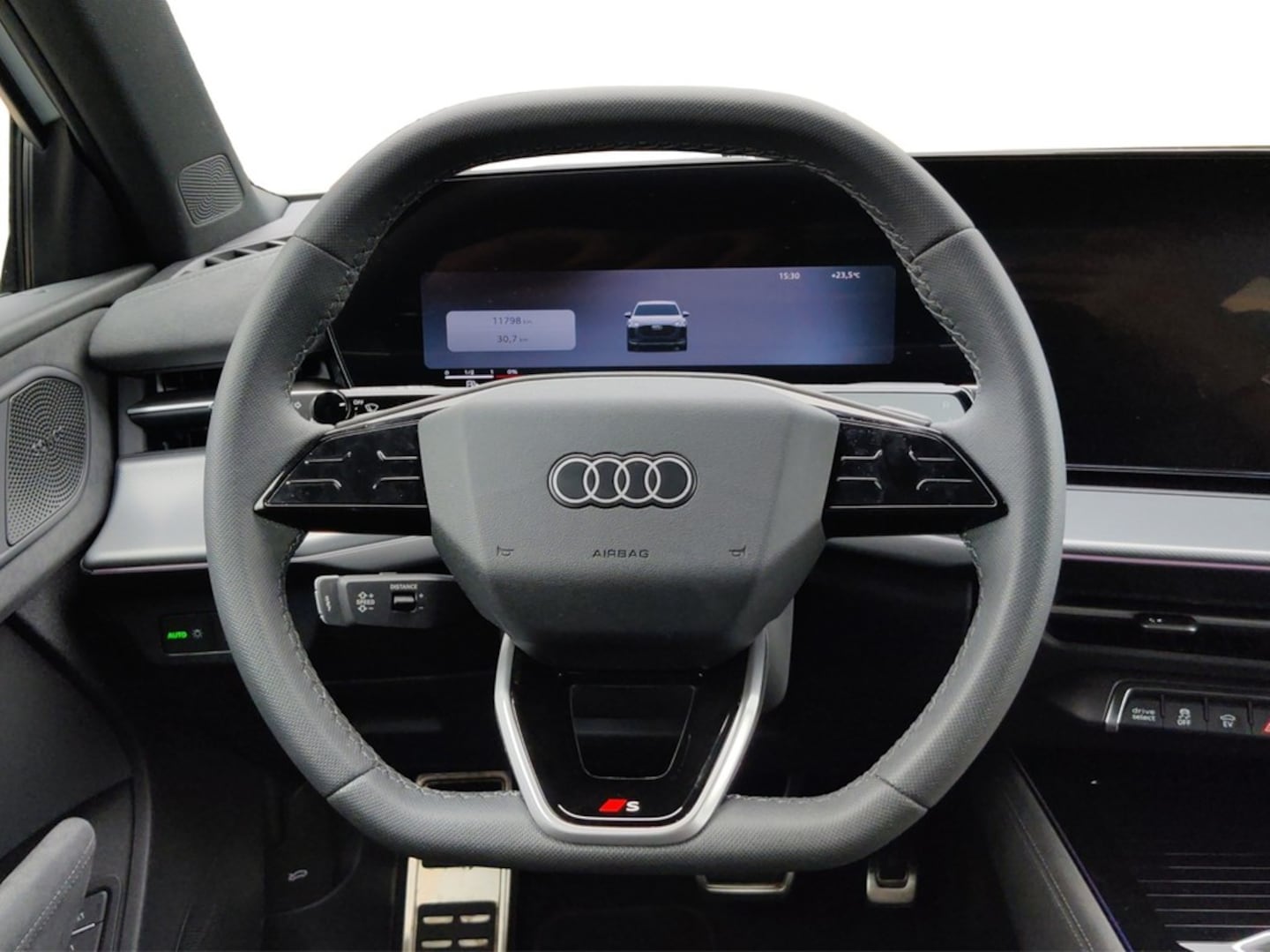 Bild über Audi Q3 SUV e-hybrid e-hybrid 200 kW S tronic - für weitere Informationen kontaktieren Sie den Audi Partner