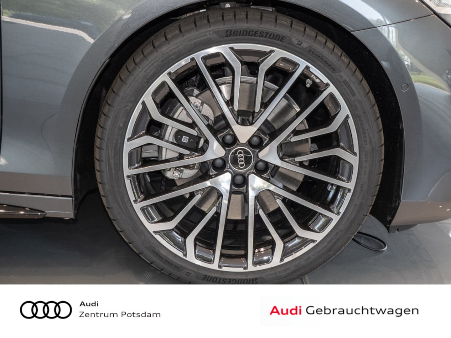 Bild über Audi A6 Avant TDI quattro 150 kW S tronic - für weitere Informationen kontaktieren Sie den Audi Partner