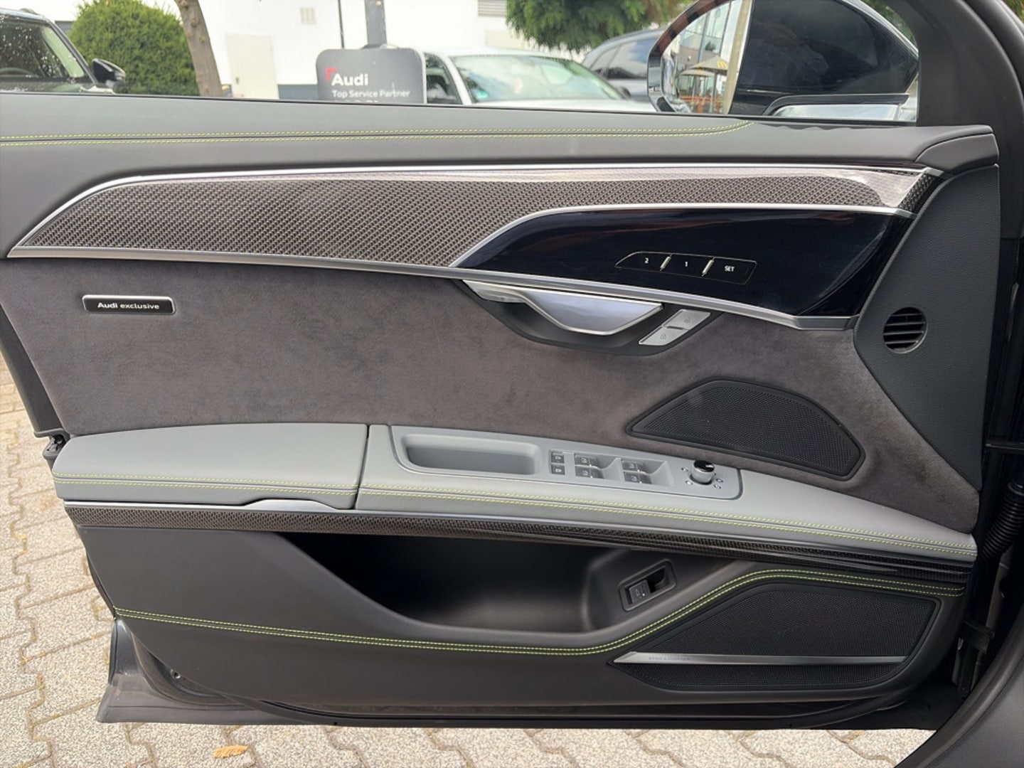Bild über Audi A8 60 TFSI quattro tiptronic - für weitere Informationen kontaktieren Sie den Audi Partner