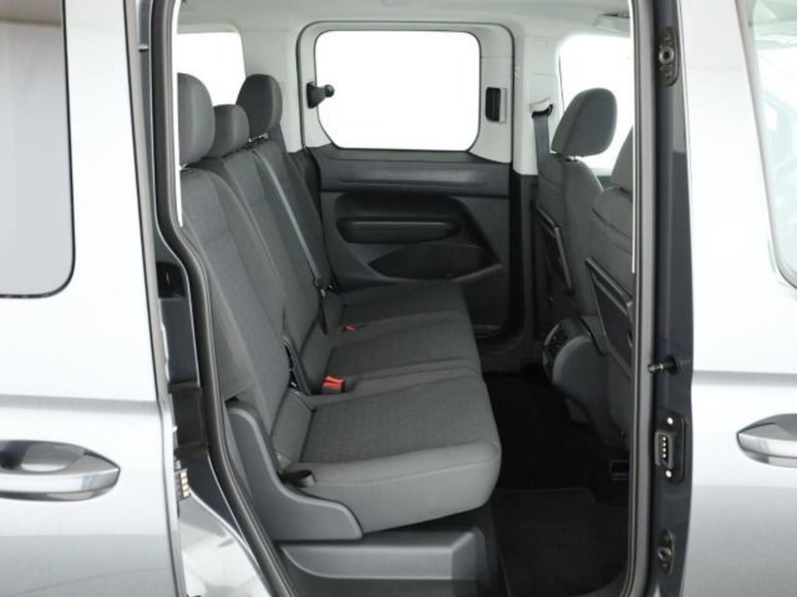 Volkswagen Caddy – Bild 8