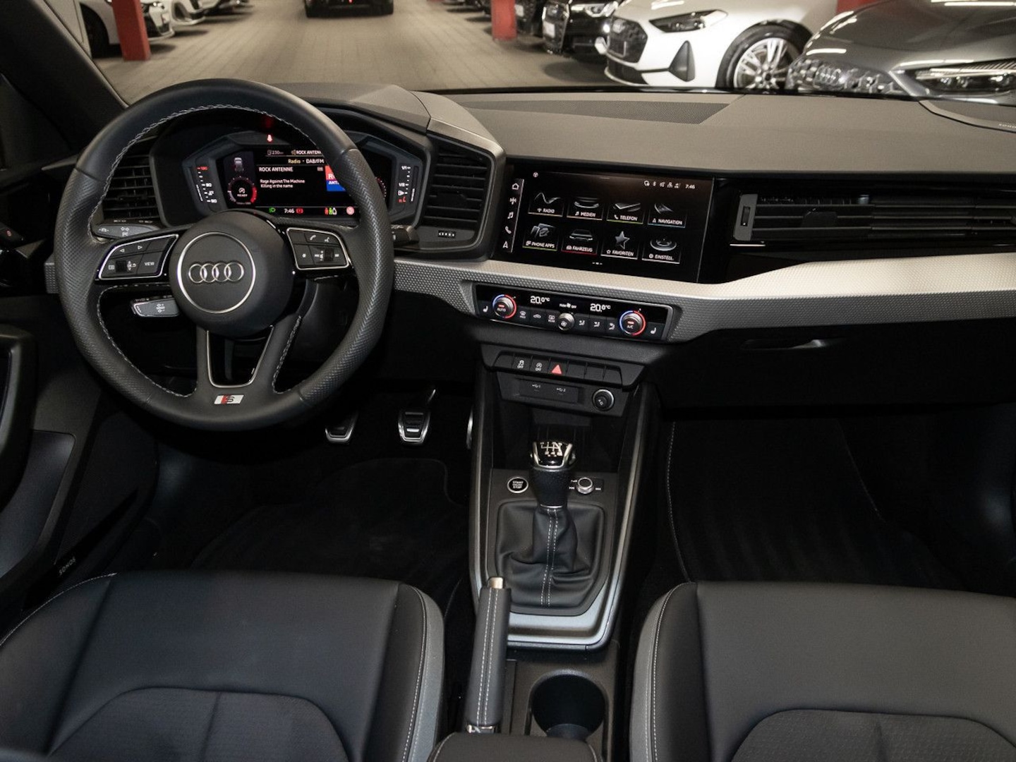Bild über Audi A1 allstreet 30 TFSI Schaltgetriebe - für weitere Informationen kontaktieren Sie den Audi Partner