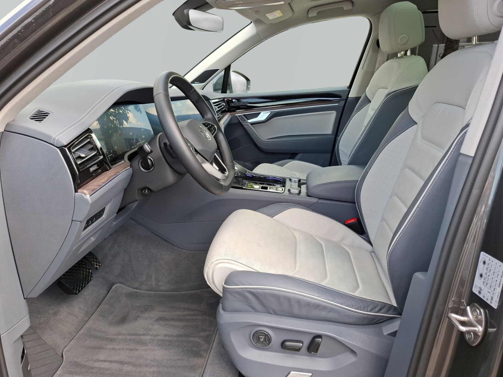 Volkswagen Touareg – Bild 8