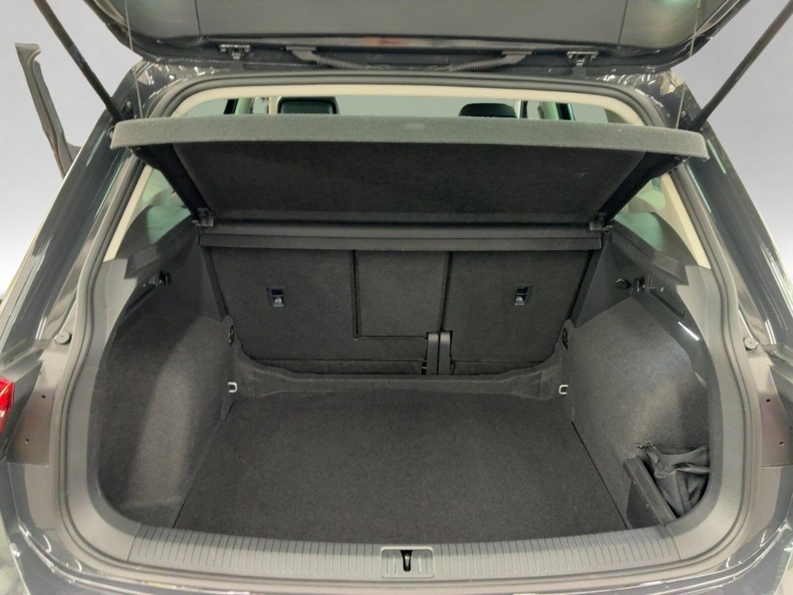 Volkswagen Tiguan – Bild 11
