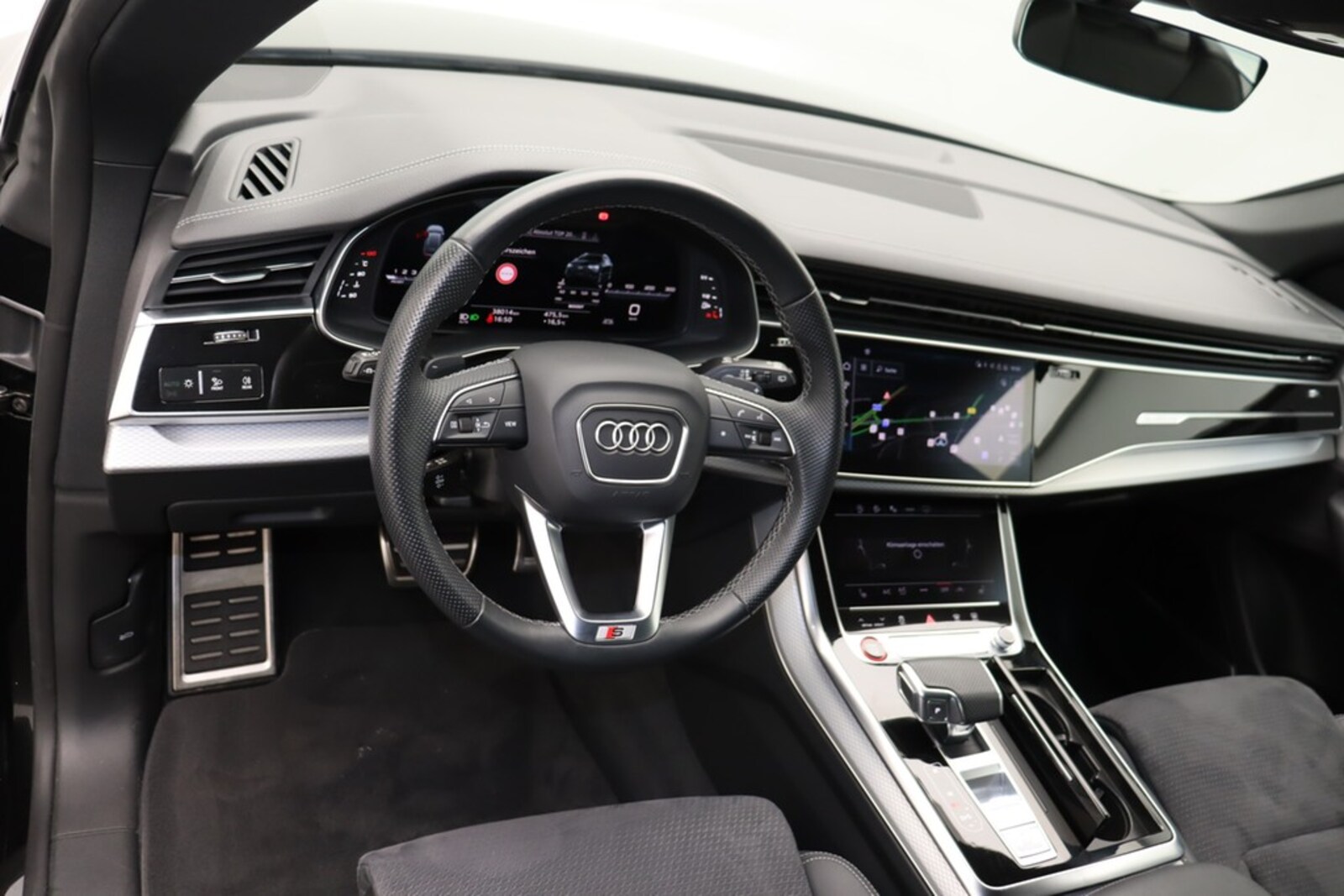 Audi SQ8 – Bild 10