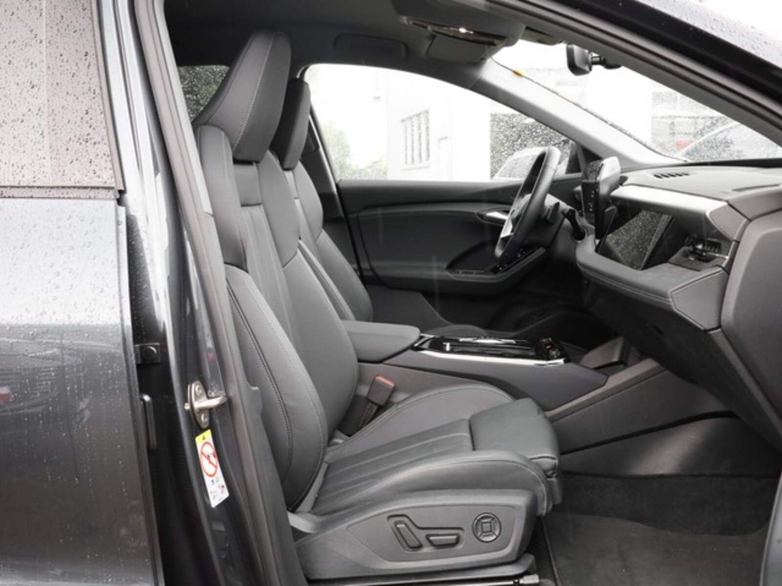 Audi Q6 e-tron – Bild 8