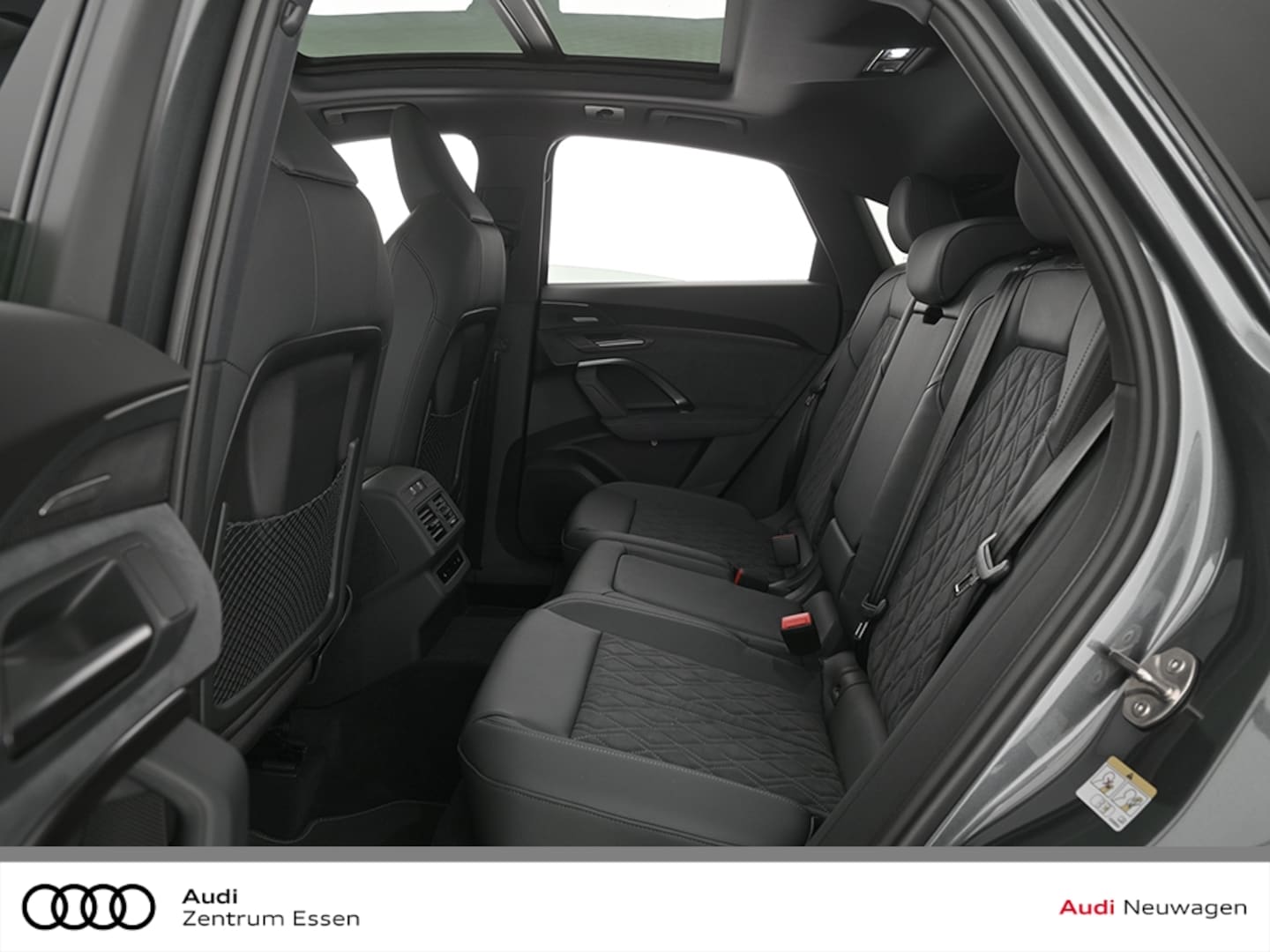 Bild über Audi Q5 Sportback e-hybrid e-hybrid quattro 270 kW S tronic - für weitere Informationen kontaktieren Sie den Audi Partner