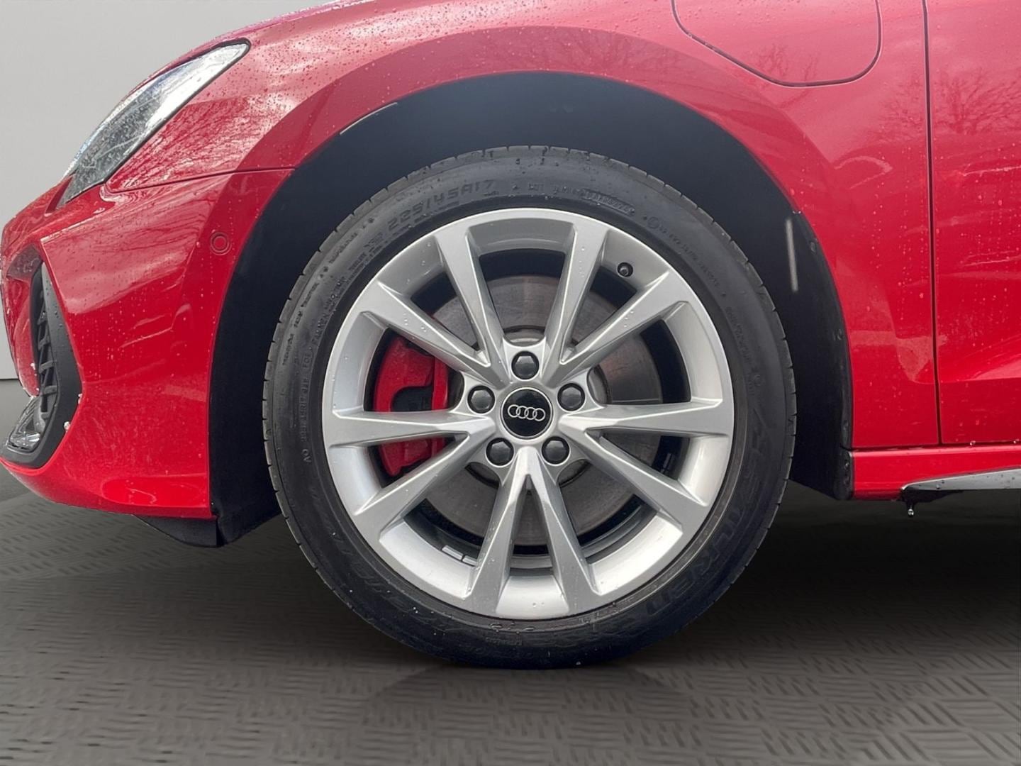 Bild über Audi A3 Sportback TFSI e S line 45 TFSI e S tronic - für weitere Informationen kontaktieren Sie den Audi Partner