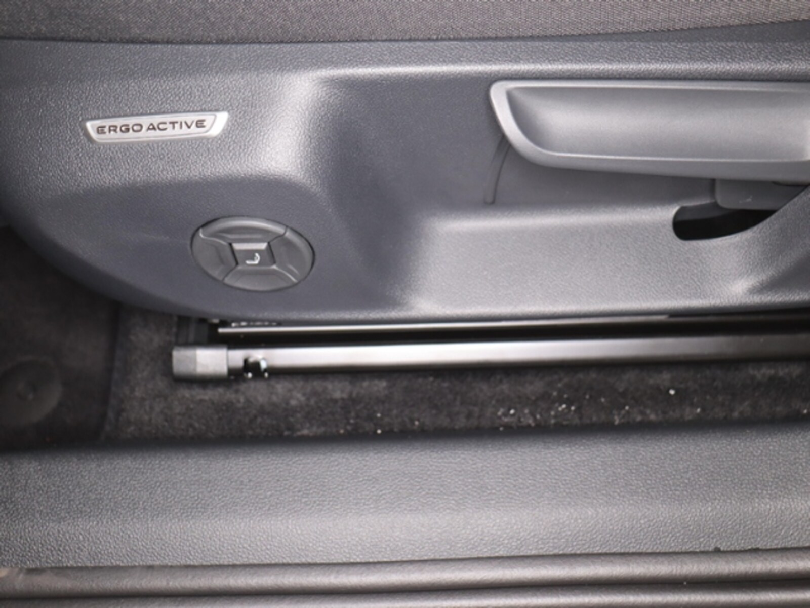 Volkswagen T-Roc – Bild 11