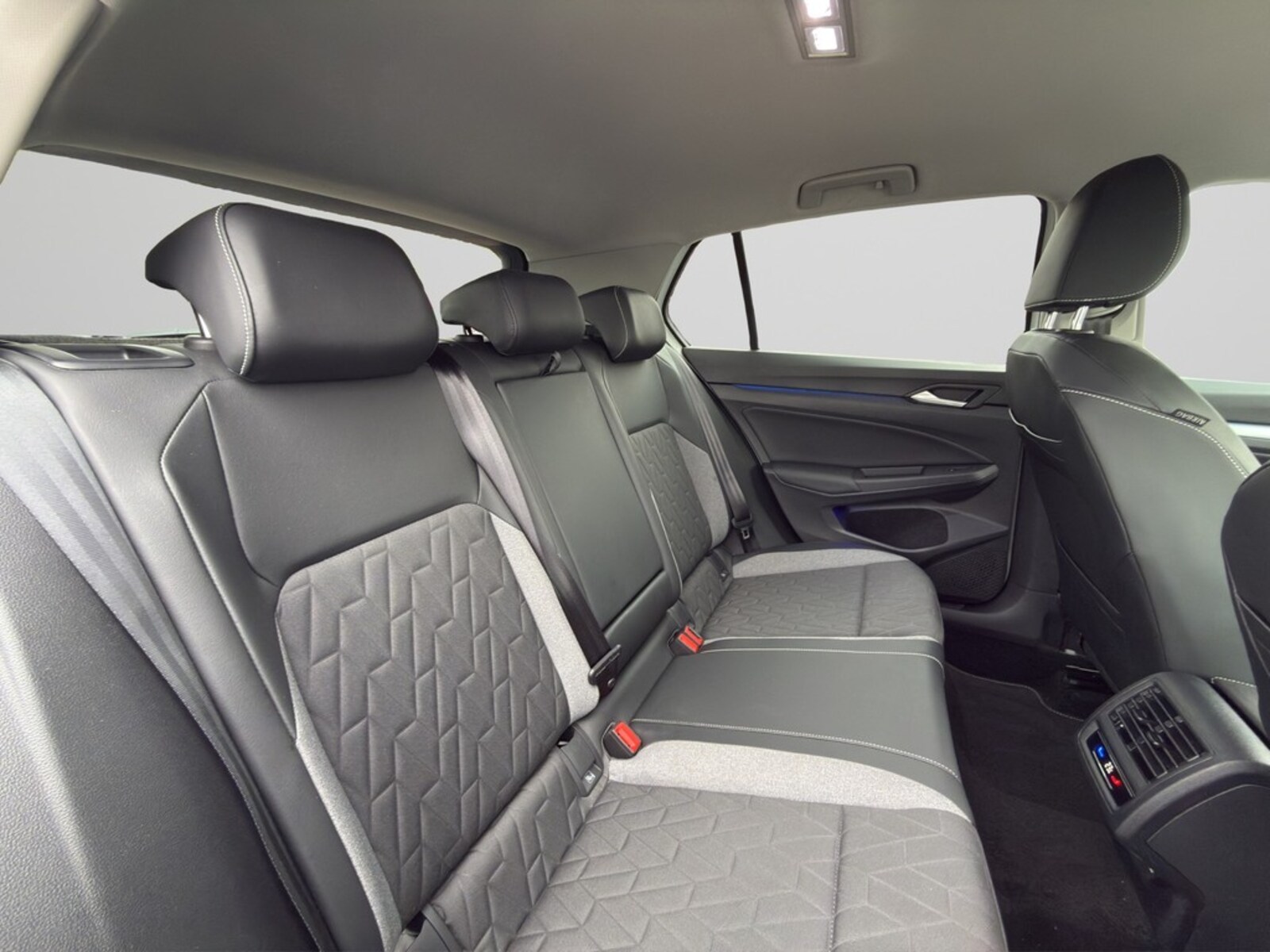 Volkswagen Golf – Bild 7