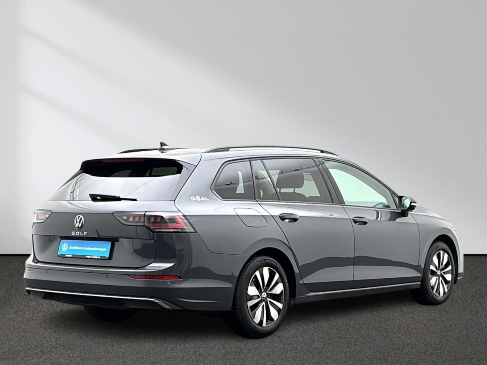 Volkswagen Golf Variant – Bild 3