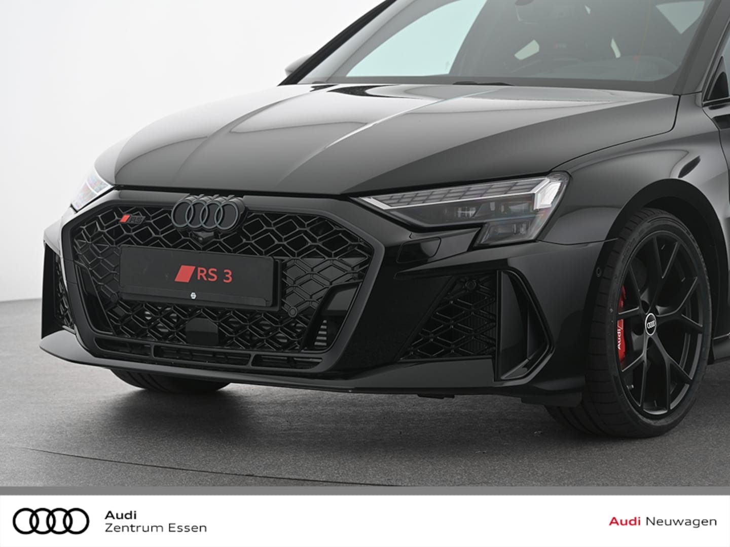 Bild über Audi RS 3 Limousine TFSI quattro 294 kW S tronic - für weitere Informationen kontaktieren Sie den Audi Partner