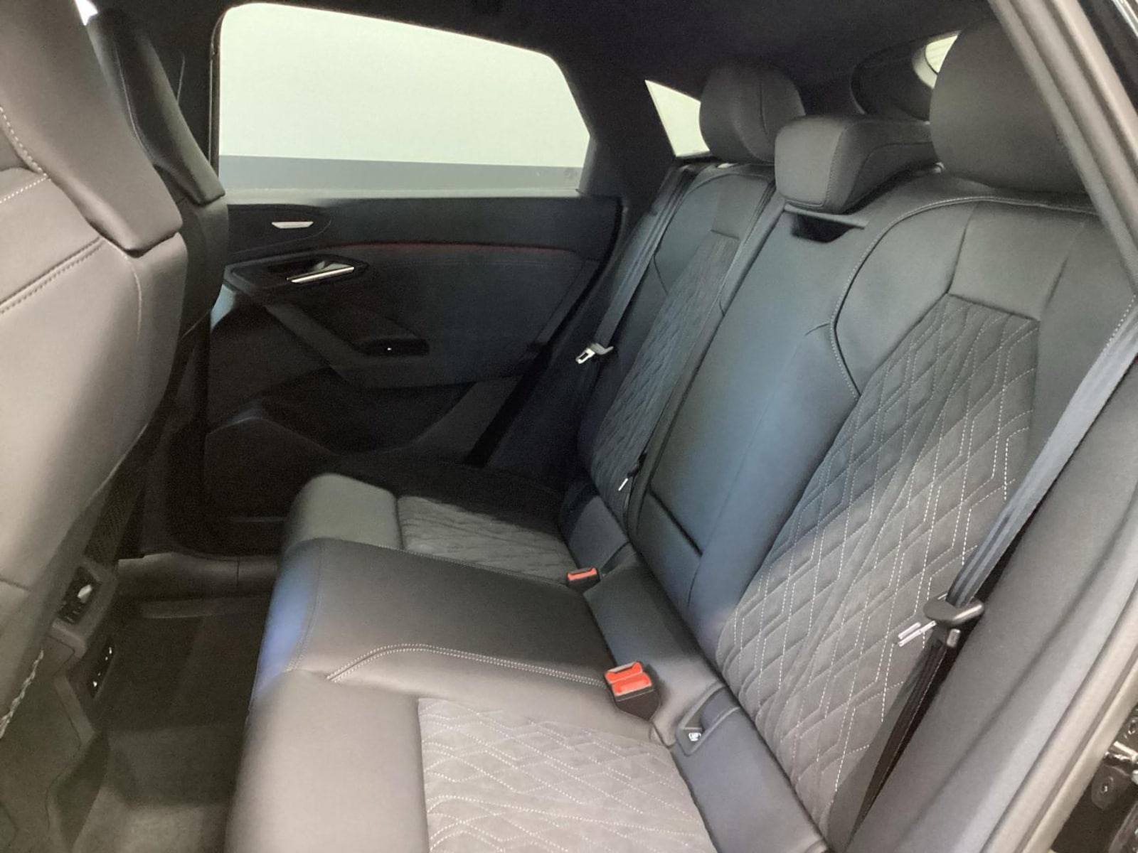 Audi Q6 Sportback e-tron – Bild 8