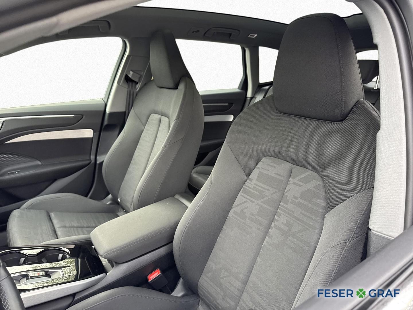 Bild über Audi A6 Avant TDI quattro 150 kW S tronic - für weitere Informationen kontaktieren Sie den Audi Partner