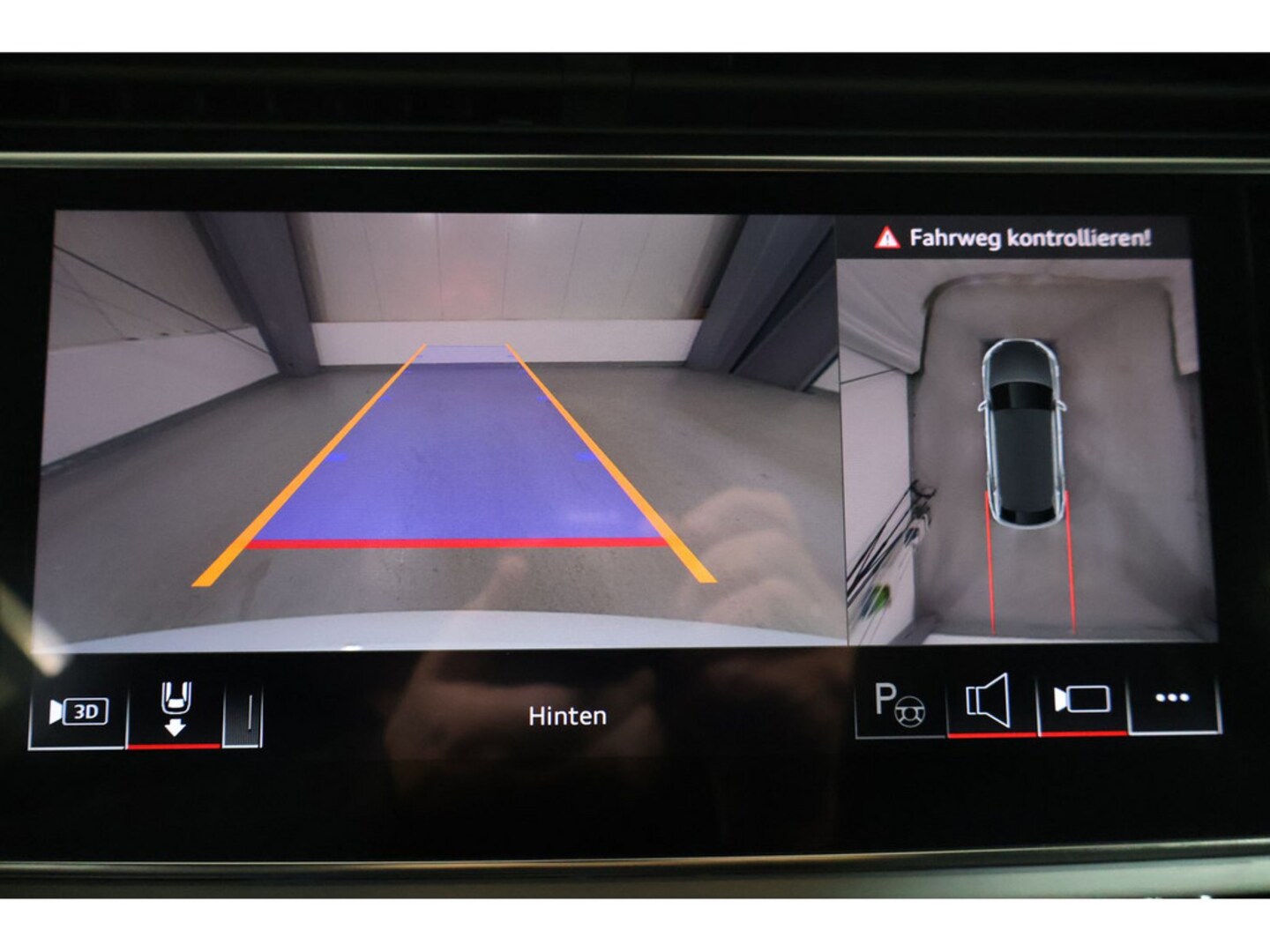Bild über Audi Q8 SUV 50 TDI quattro tiptronic - für weitere Informationen kontaktieren Sie den Audi Partner