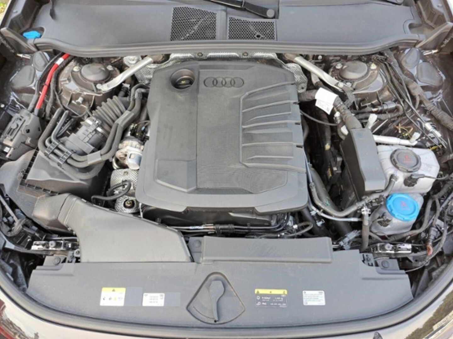 Bild über Audi A6 Avant edition one TDI quattro 150 kW S tronic - für weitere Informationen kontaktieren Sie den Audi Partner