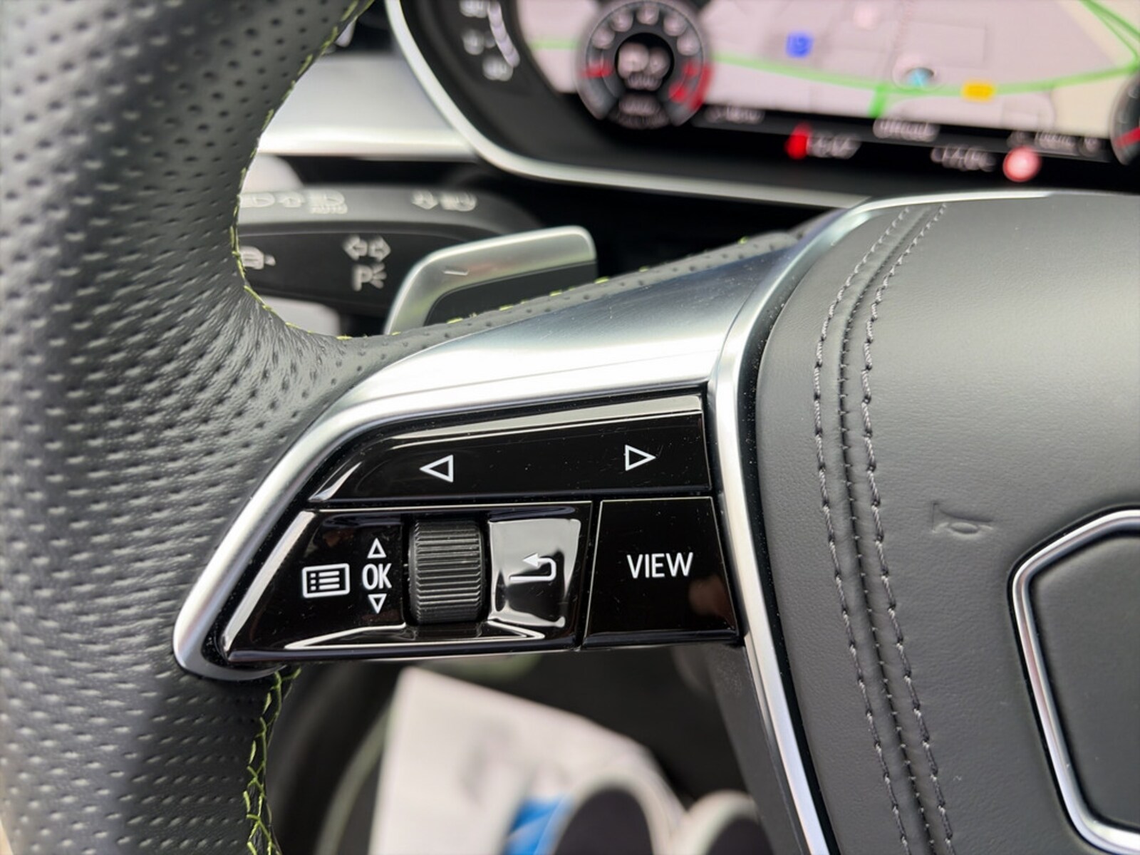 Audi A8 – Bild 24