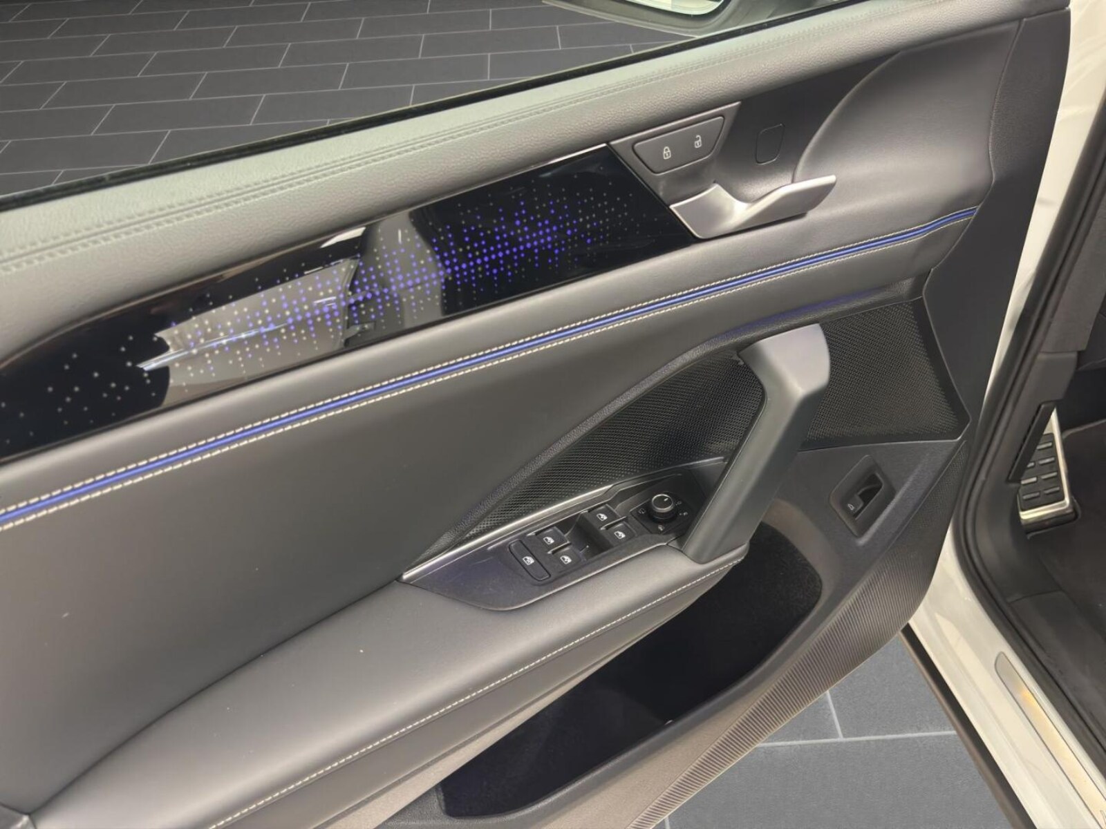 Volkswagen Tiguan – Bild 13