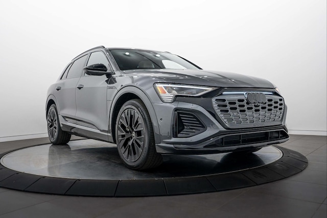 2024 Audi Q8 e-tron