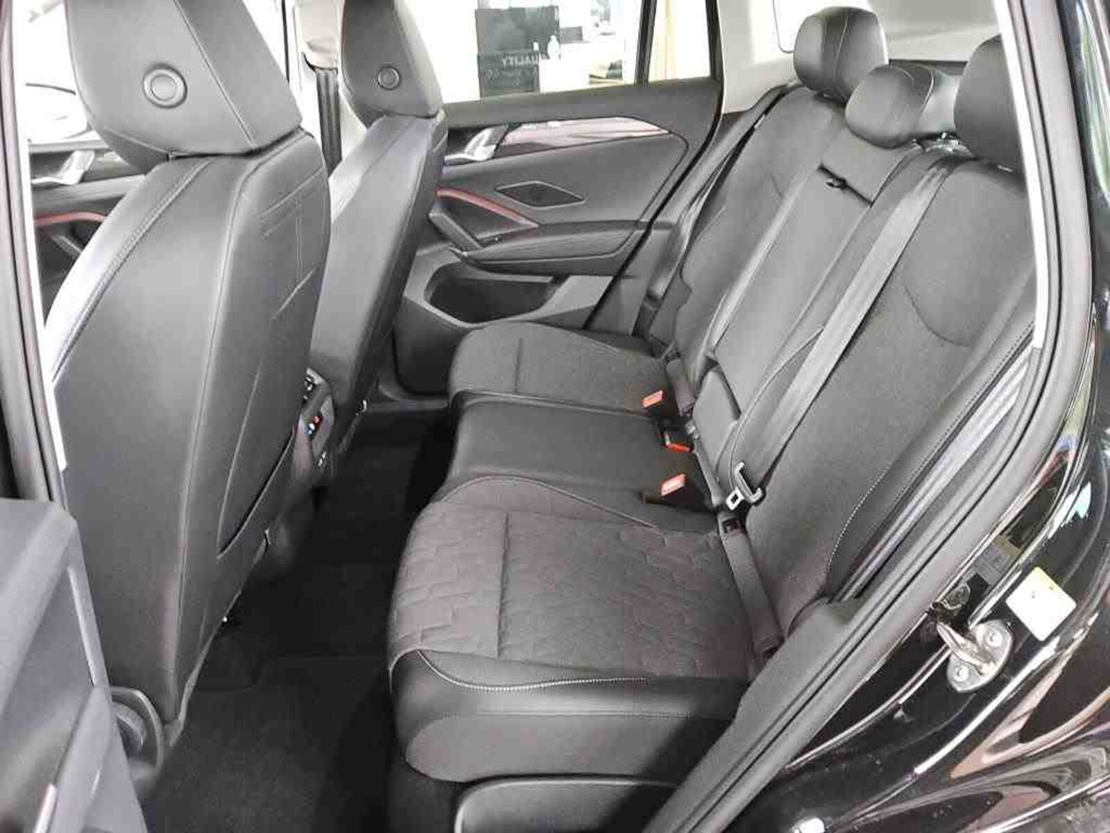 Volkswagen Tiguan – Bild 6
