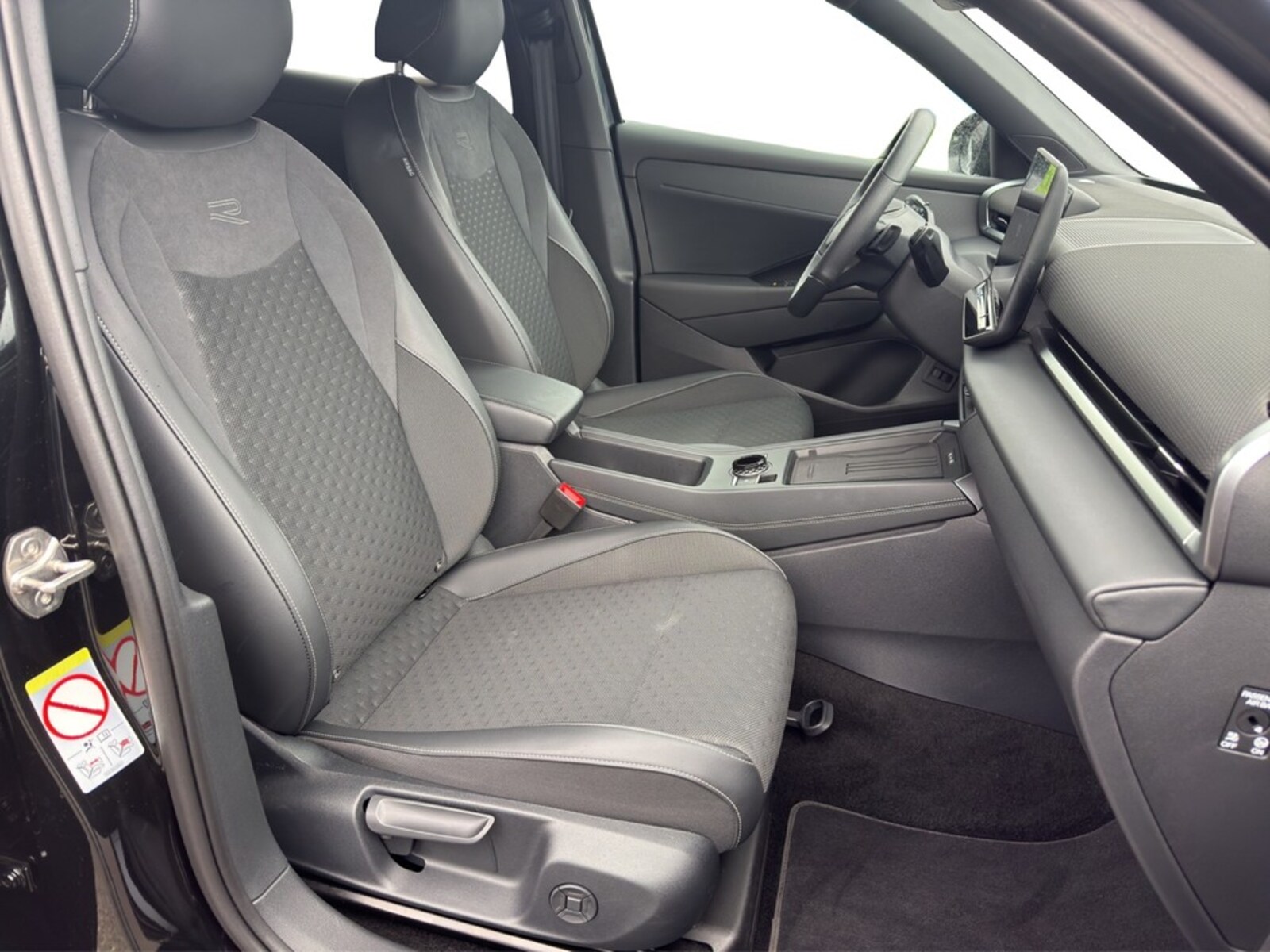 Volkswagen T-Roc – Bild 12