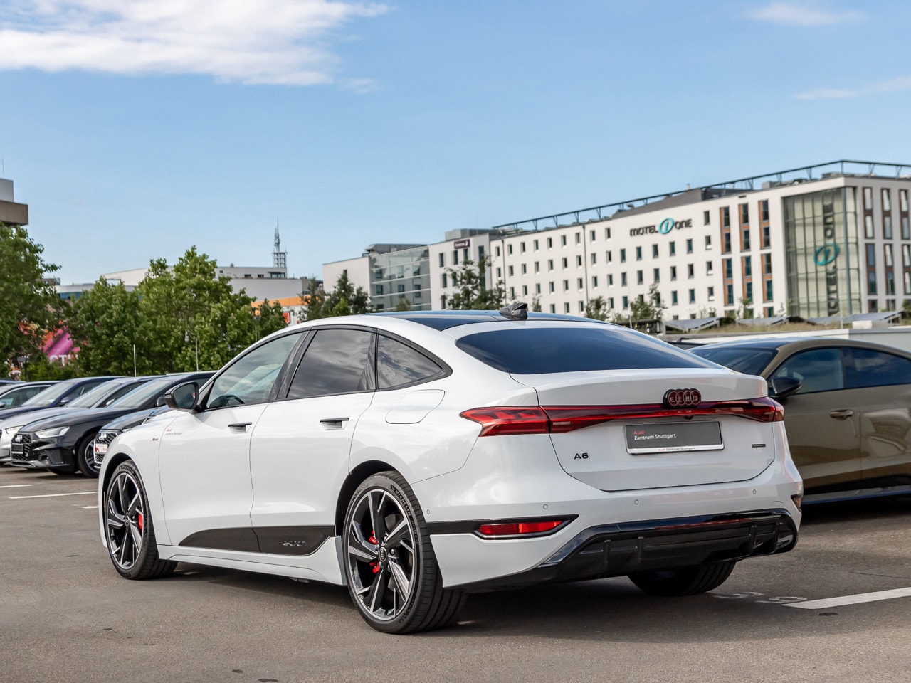 Image about Audi A6 Sportback e-tron e-tron quattro