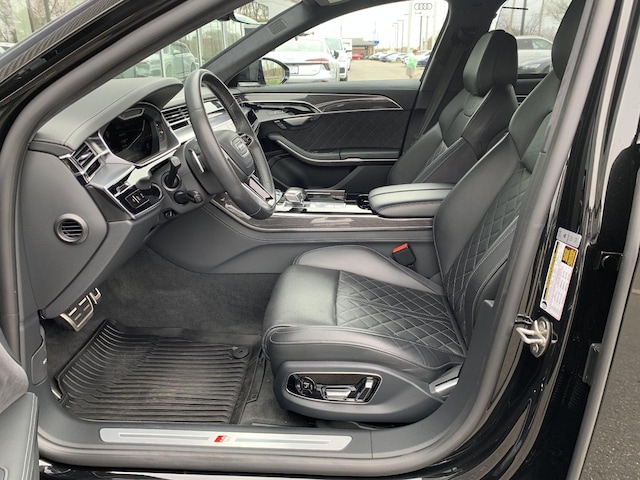 2023 Audi S8