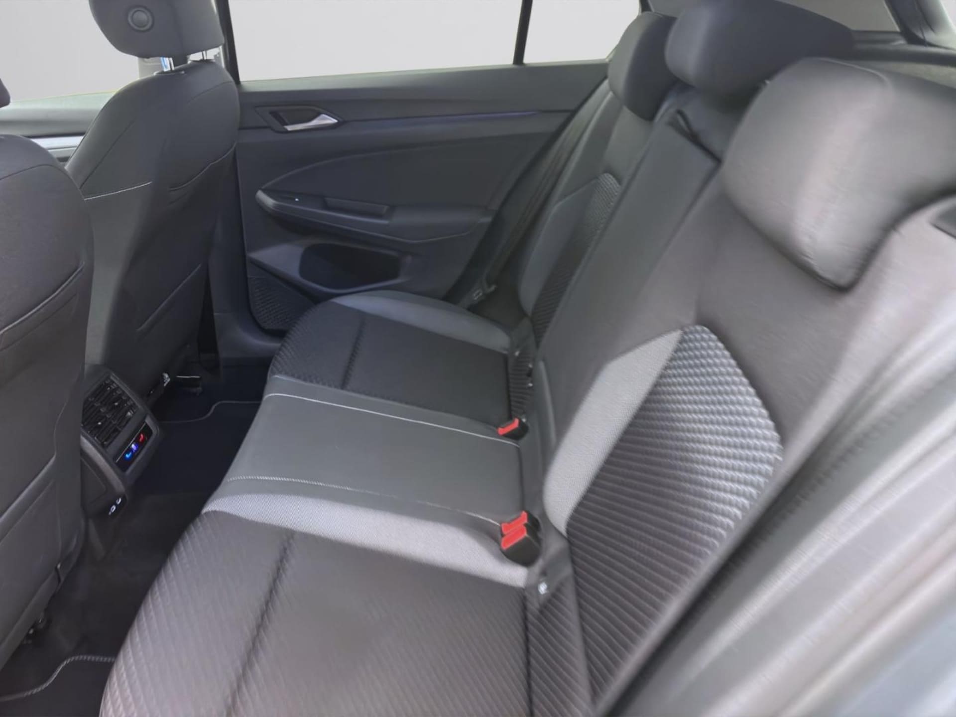 Volkswagen Golf Active