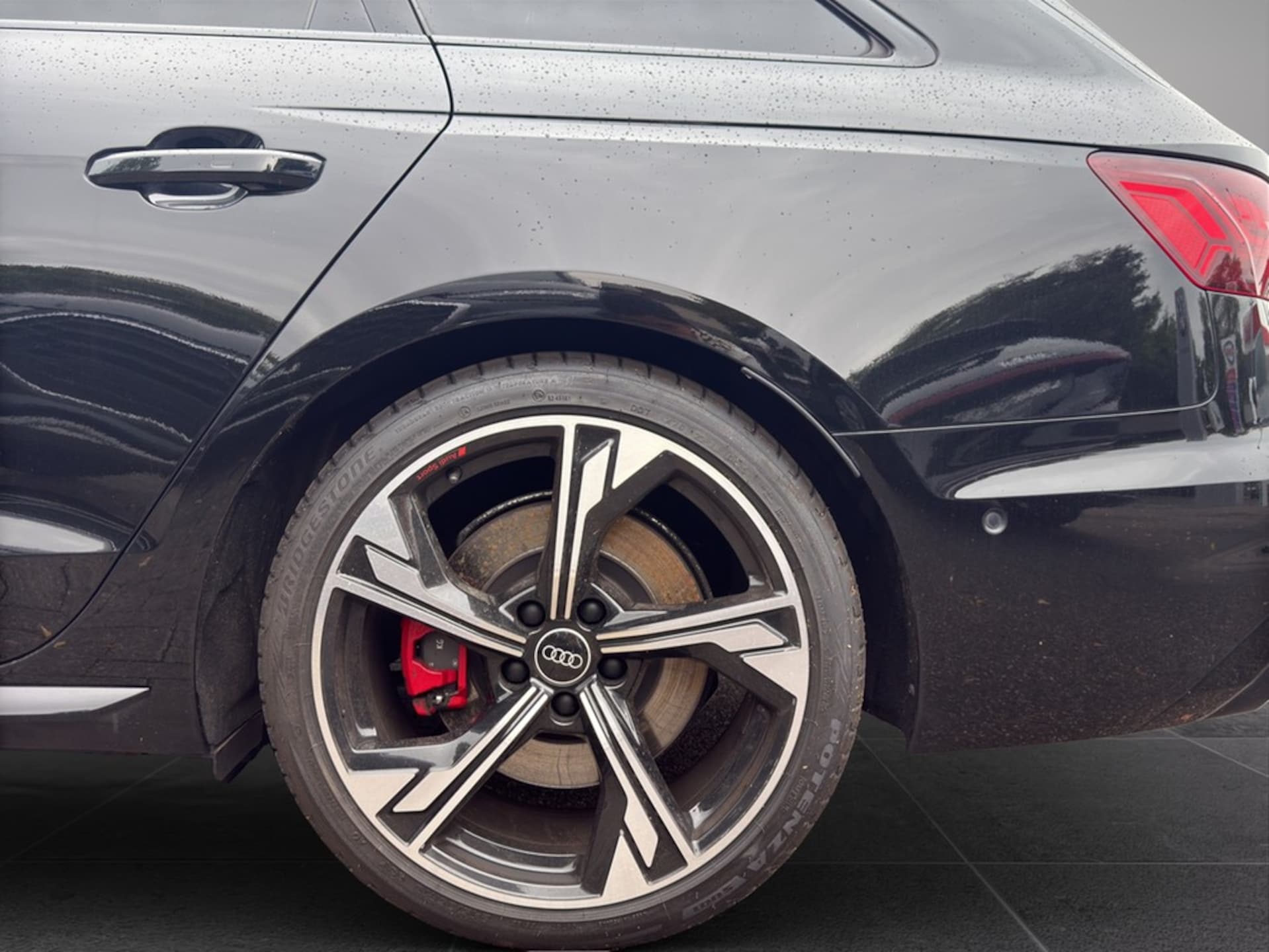 Audi A4 Avant S line