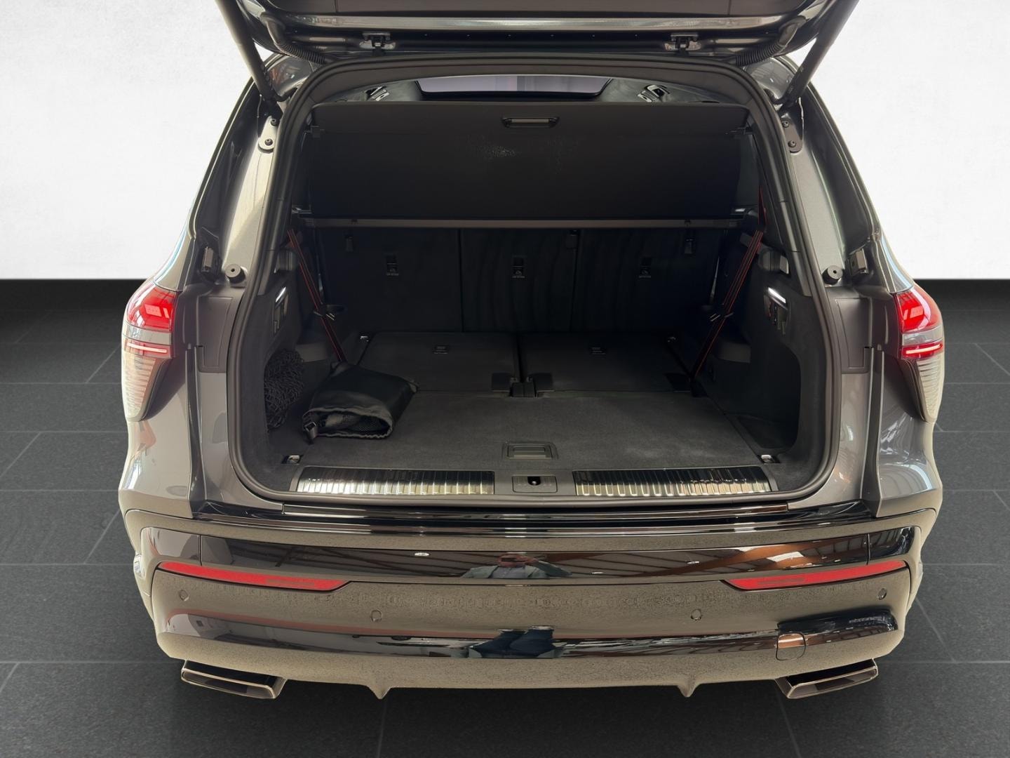 Bild über Audi Q7 SUV TDI quattro 220 kW tiptronic - für weitere Informationen kontaktieren Sie den Audi Partner