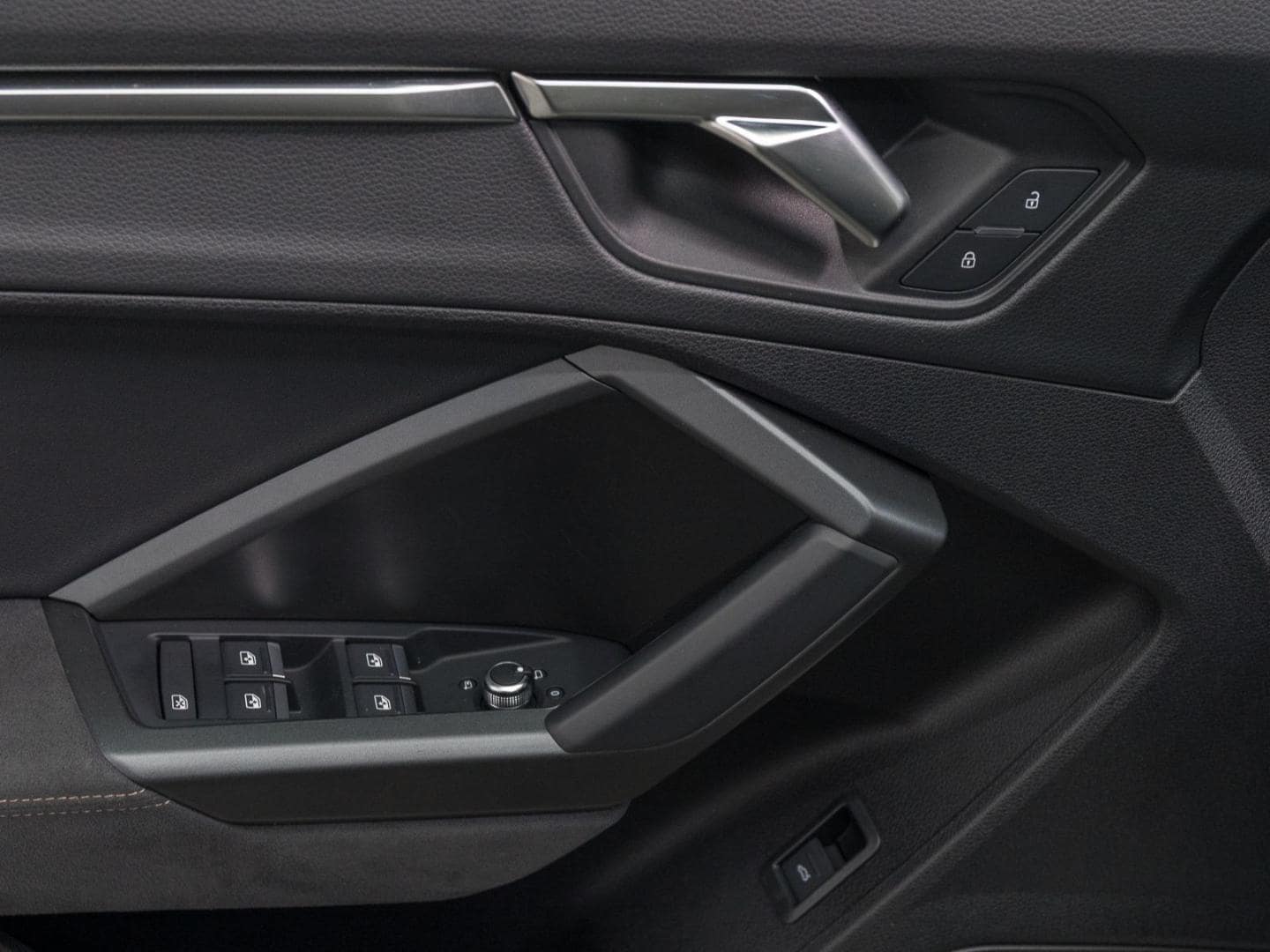 Image about Audi RS Q3 TFSI quattro S tronic