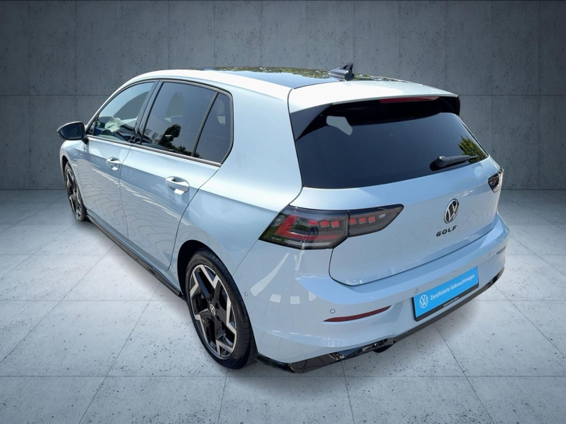 Volkswagen Golf R-Line