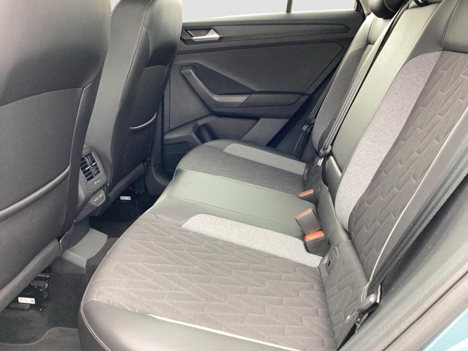 Volkswagen T-Roc – Bild 13