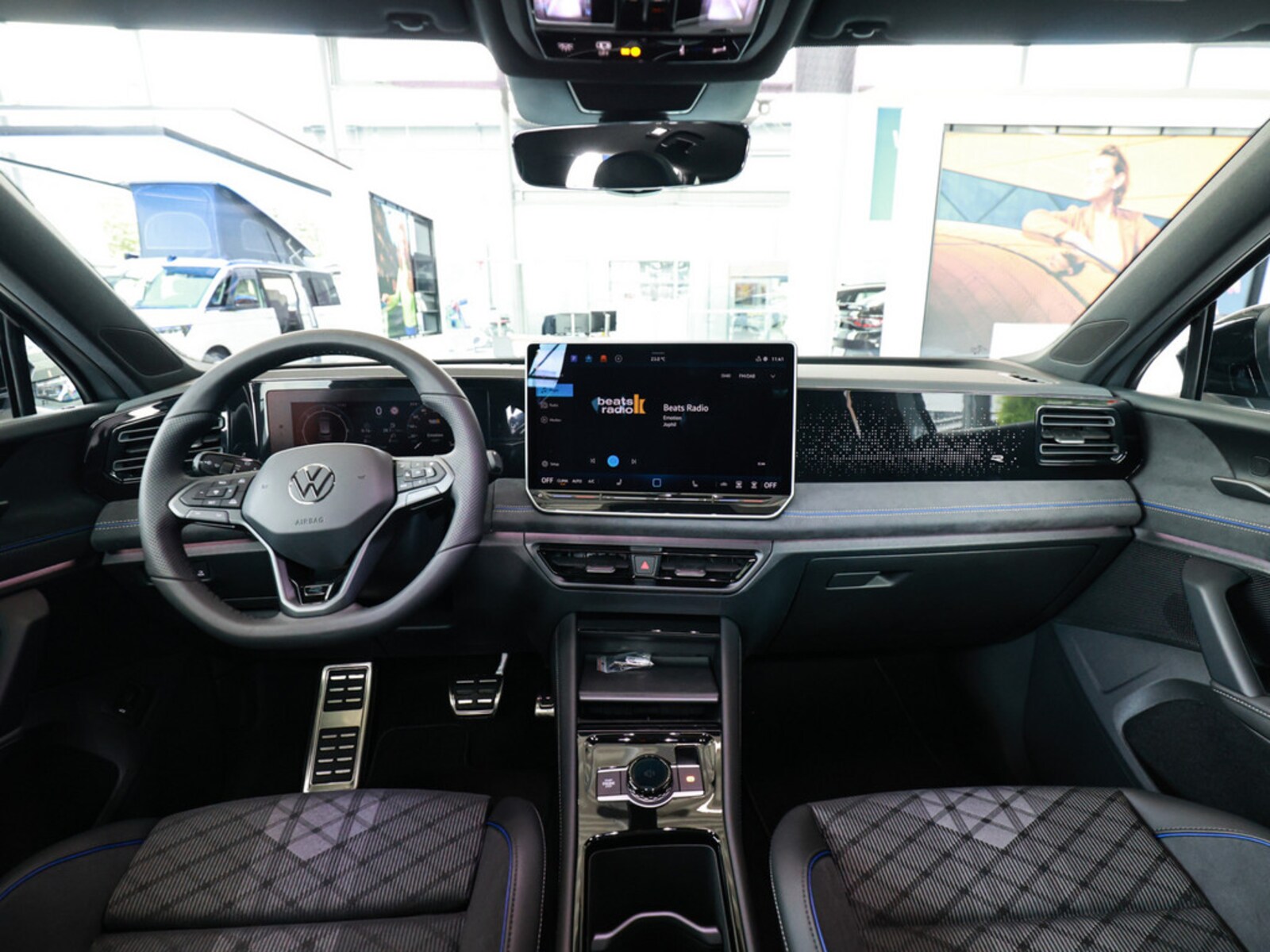 Volkswagen Tiguan – Bild 8