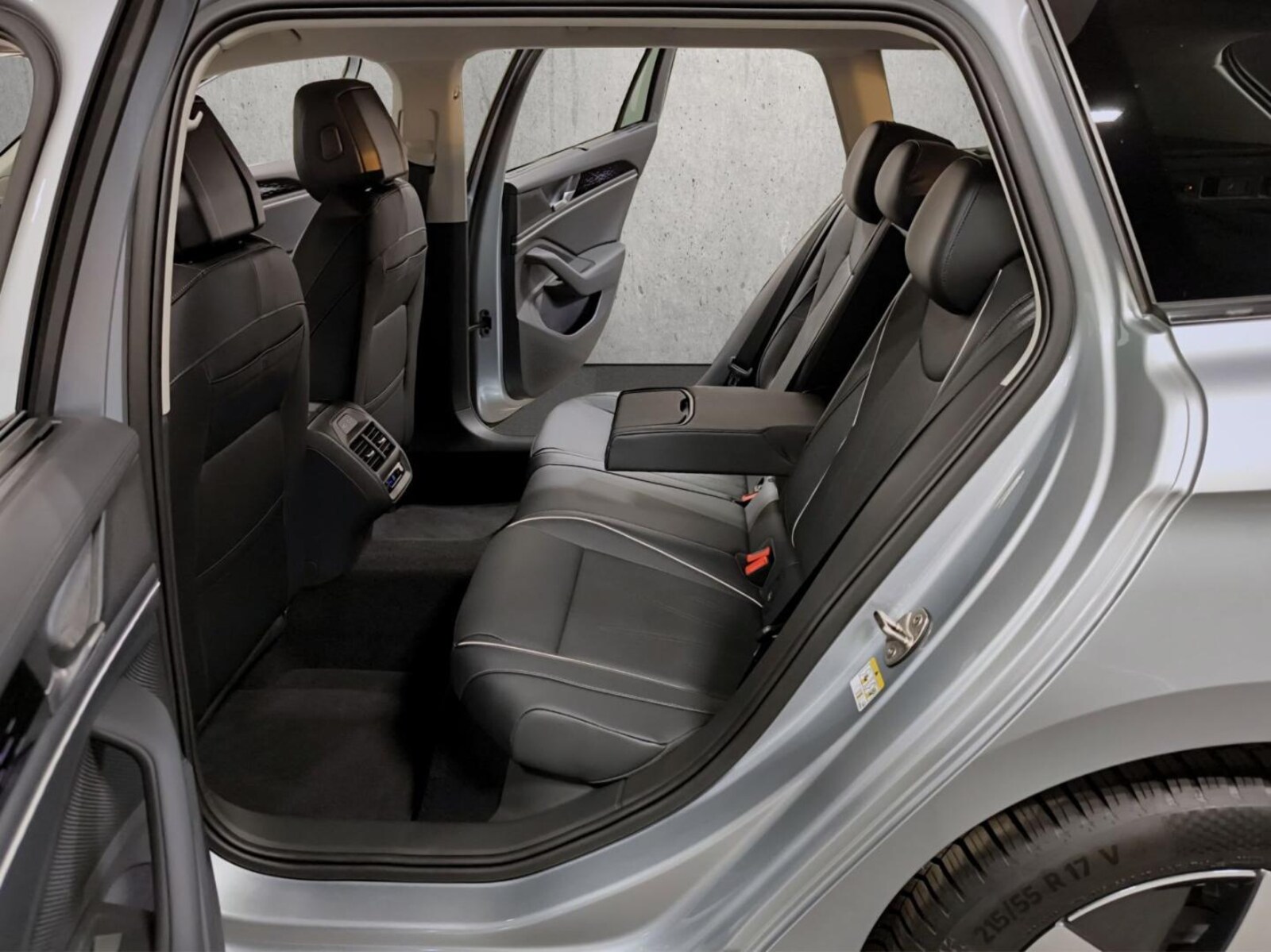 Volkswagen Passat – Bild 12