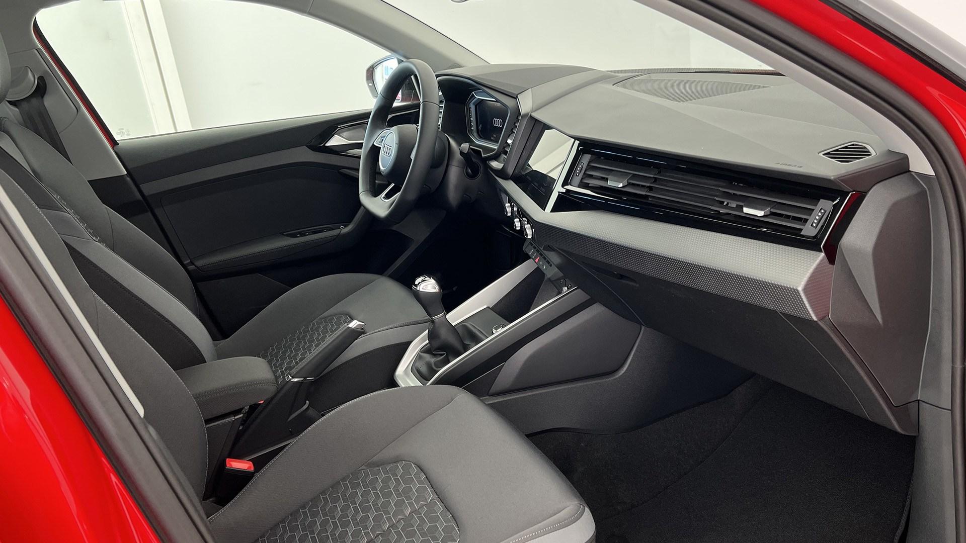 Image about Audi A1 Sportback Adrenalin edition 30 TFSI 81 kW (110 CV) 6 vel.