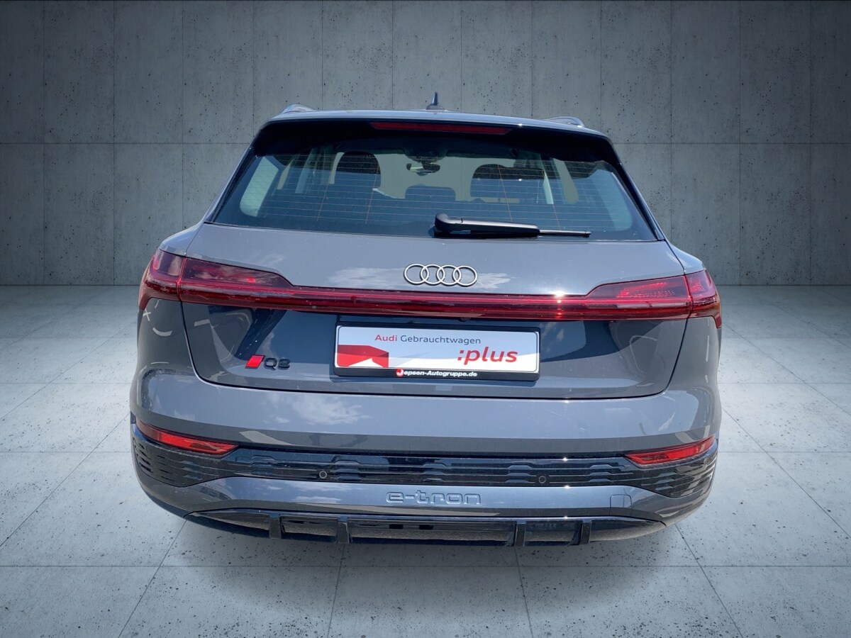 Image about Audi Q8 e-tron S line 50 e-tron quattro