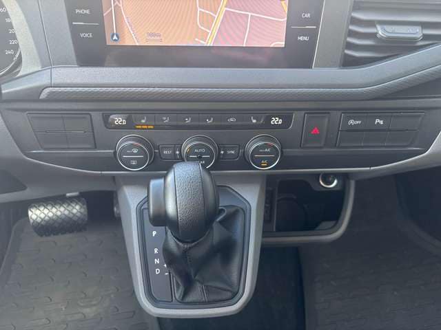 Volkswagen T6.1 Caravelle larger