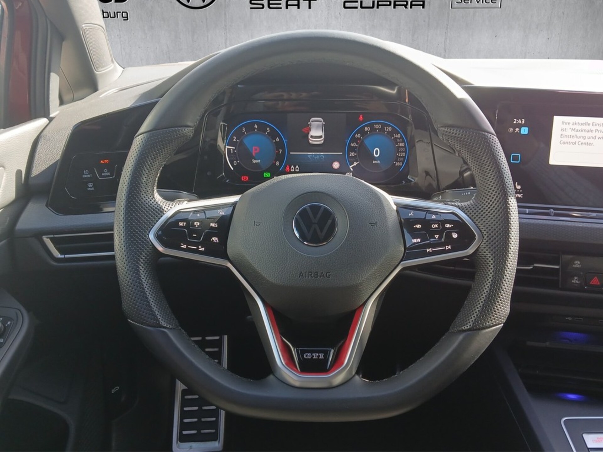 Volkswagen Golf GTI