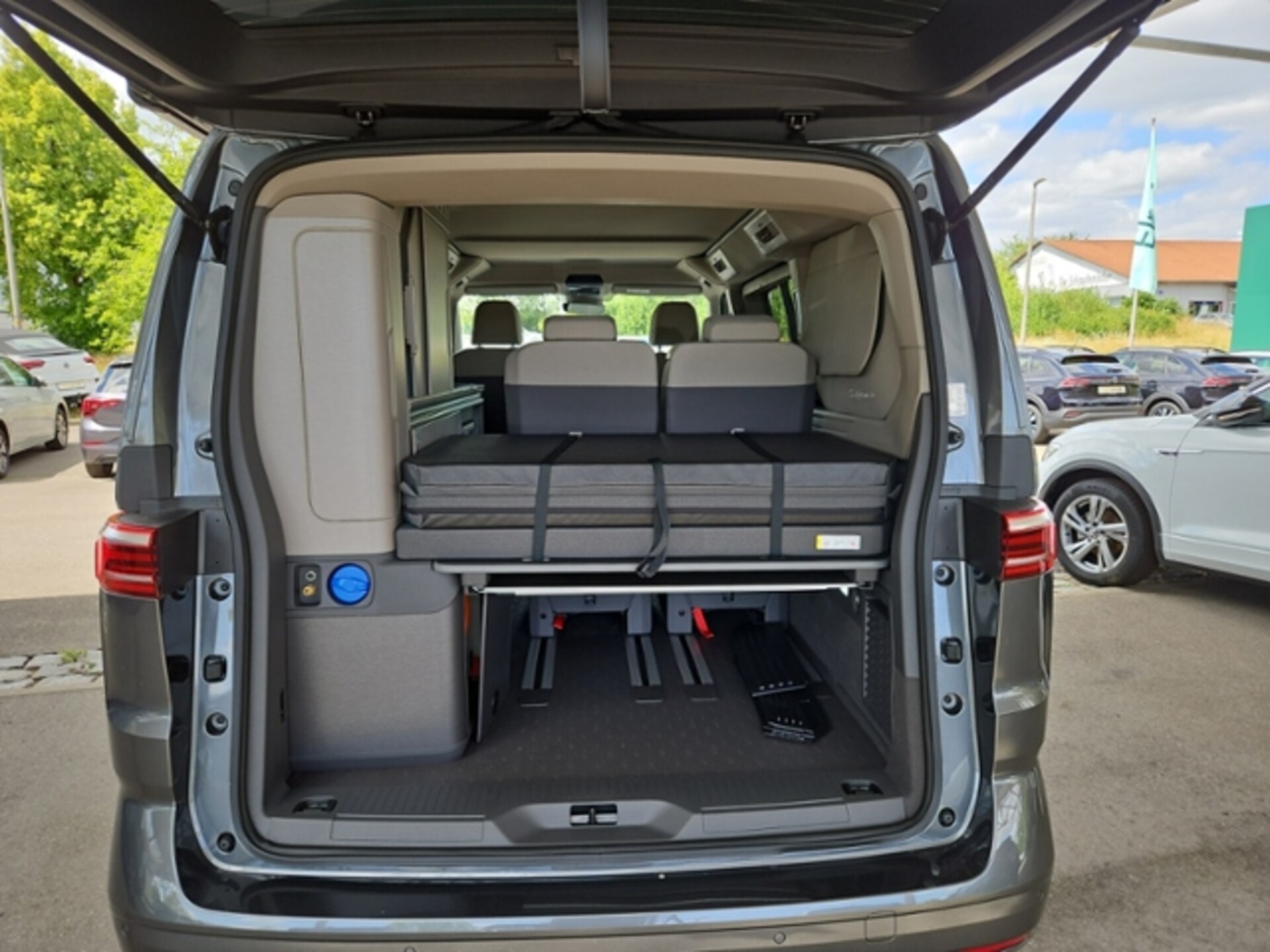 Volkswagen California Coast
