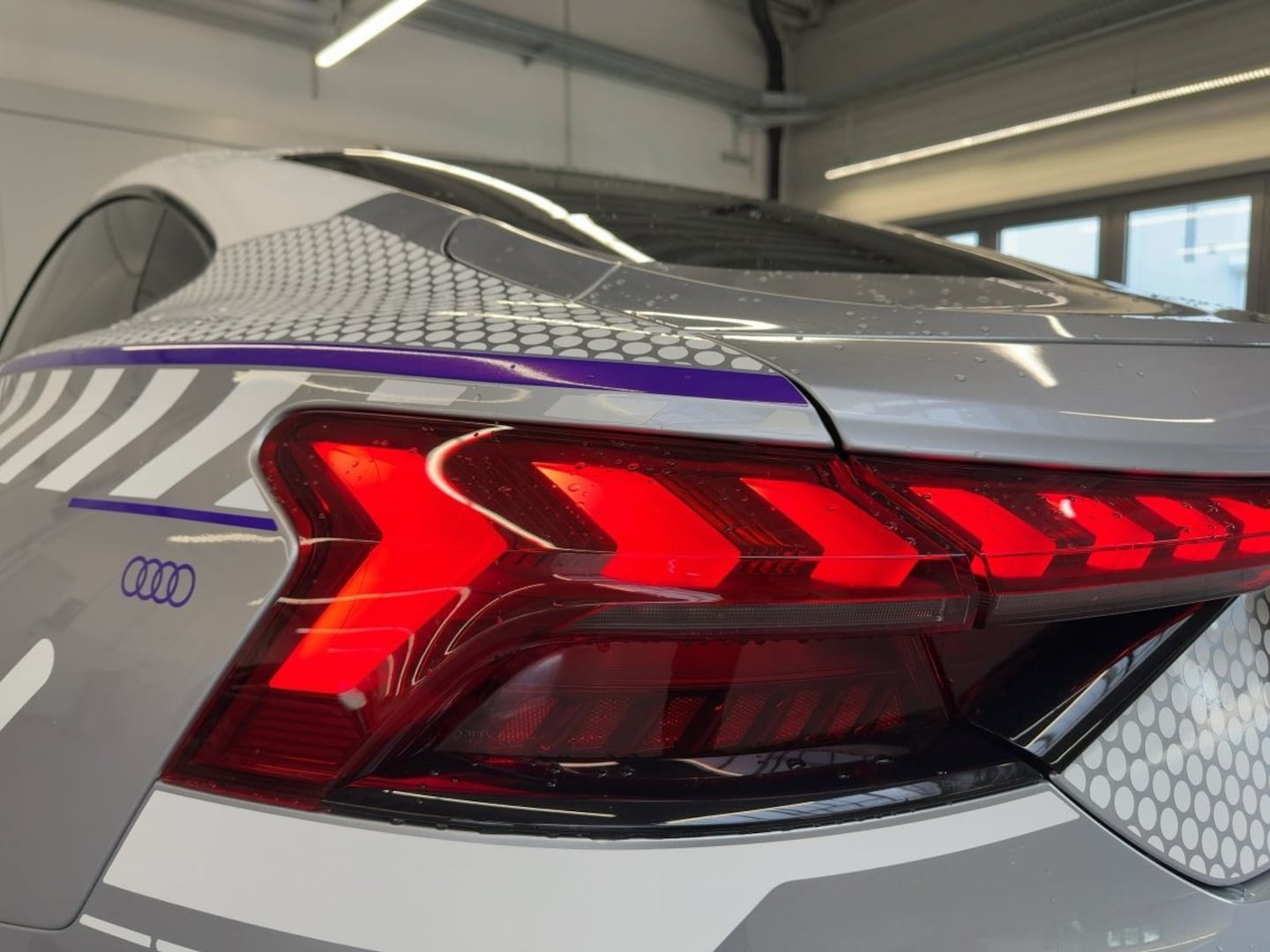 Bild über Audi RS e-tron GT e-tron quattro - für weitere Informationen kontaktieren Sie den Audi Partner