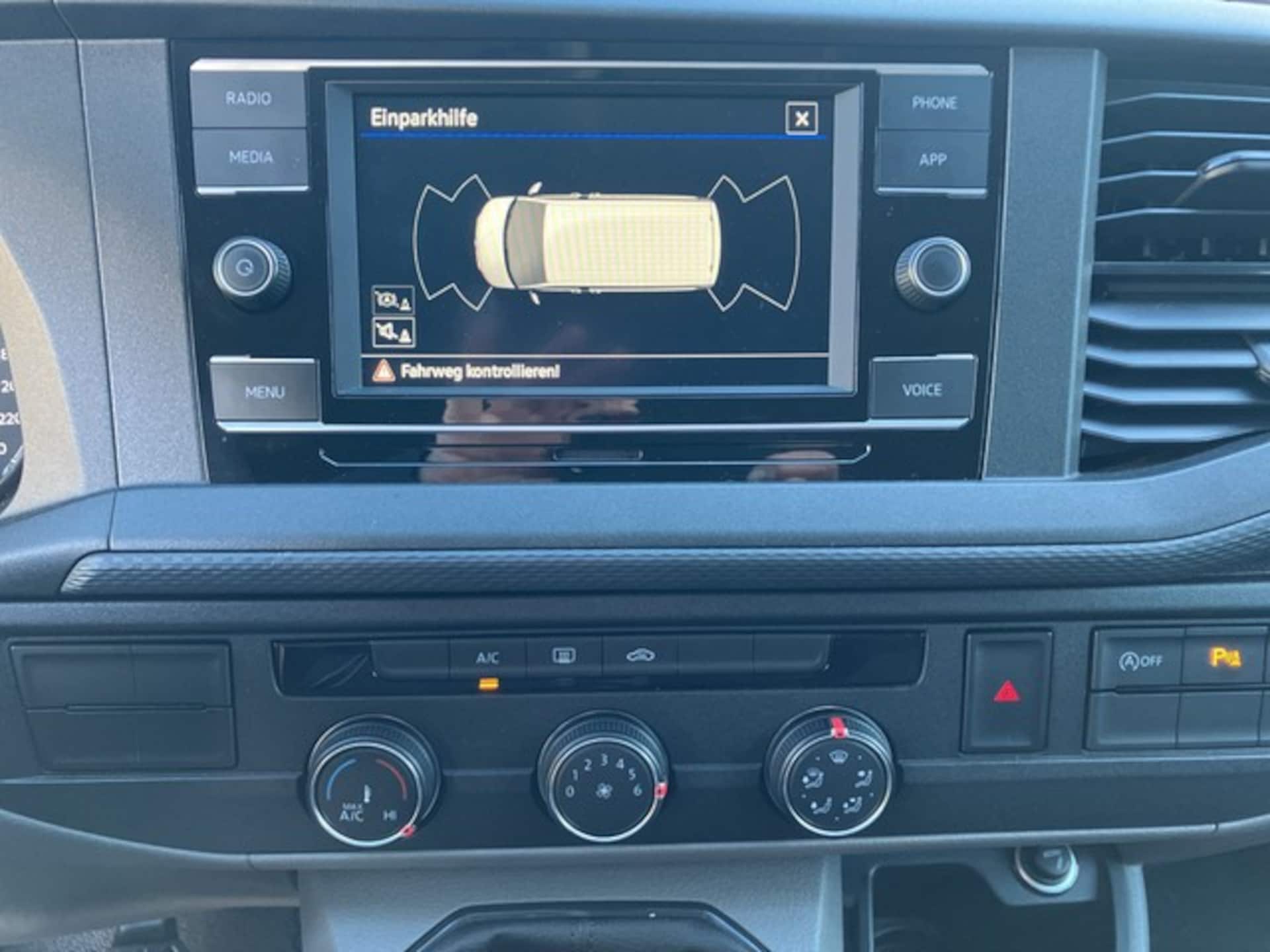 Volkswagen T6.1 Transporter Kombi langer Radstand