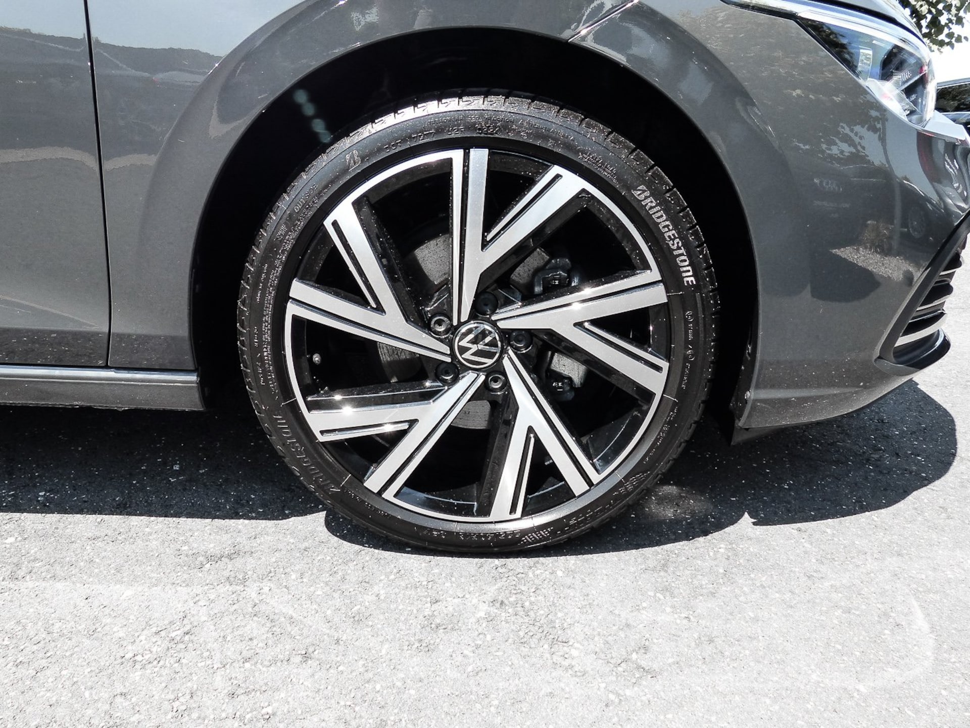 Volkswagen Golf Style