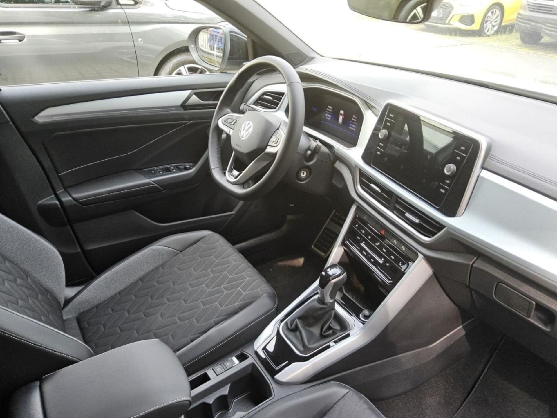 Volkswagen T-Roc Life
